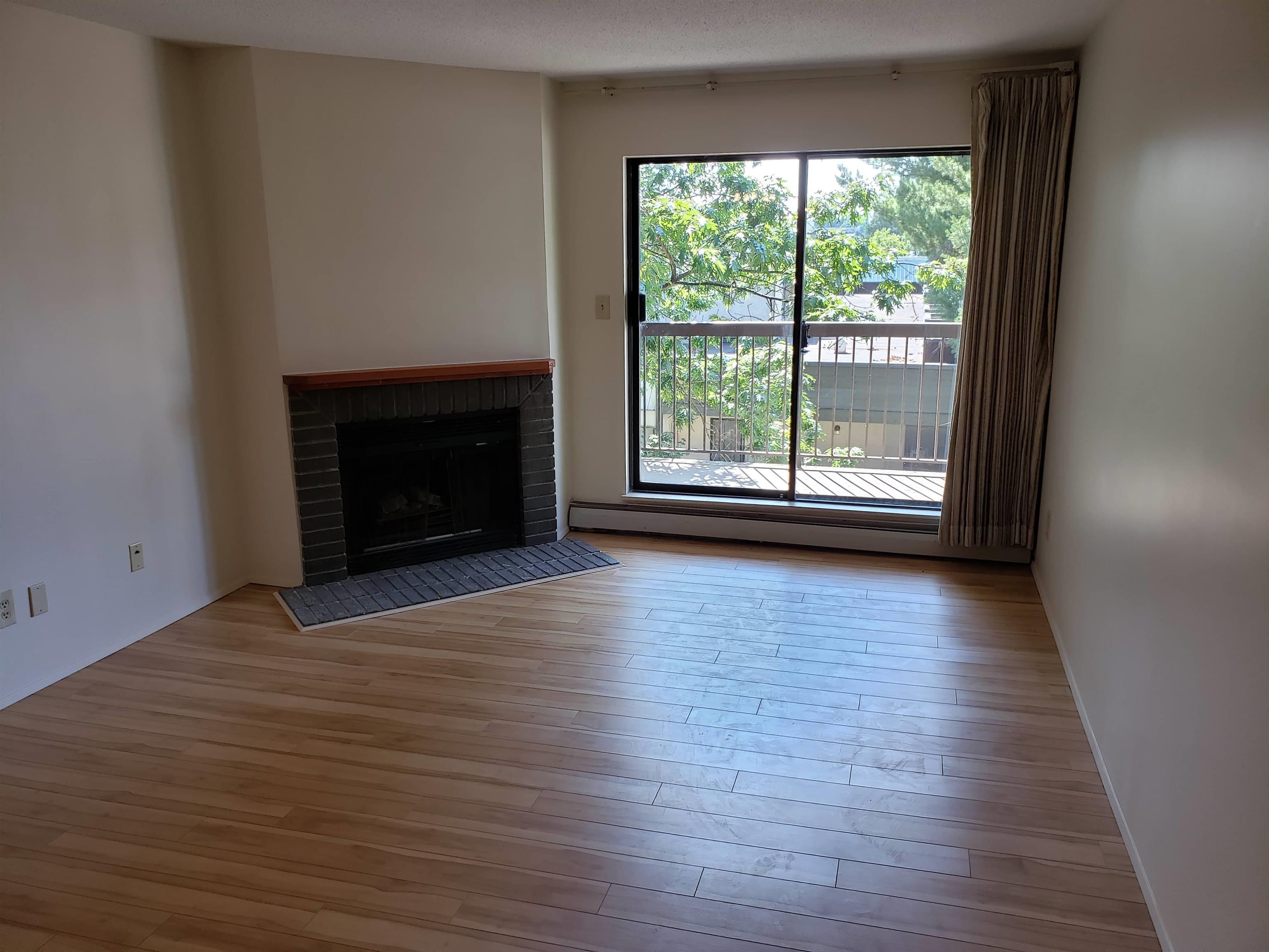 2203 - 13819 100 Avenue, Surrey, V3T 5L1 — photo 2