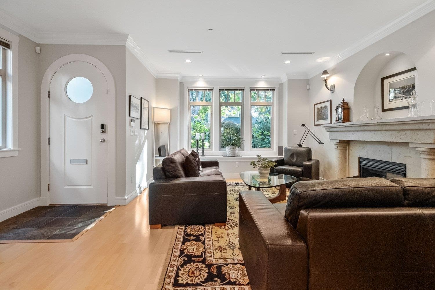 6677 Laburnum Street, Vancouver, V6P 5M6 — photo 2