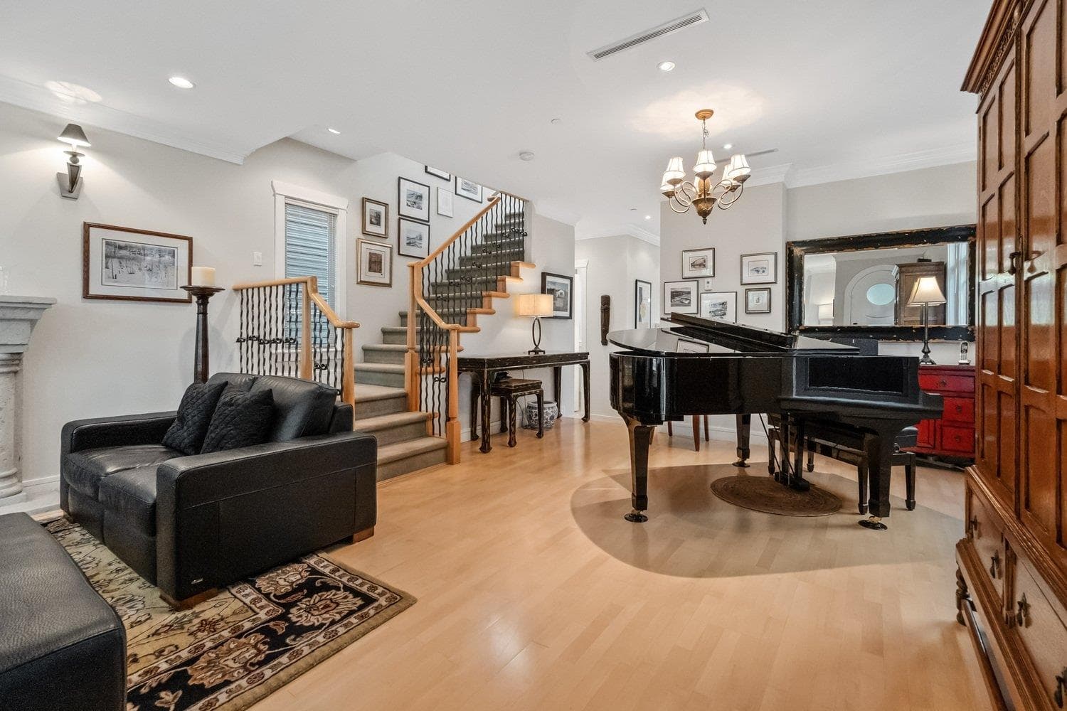 6677 Laburnum Street, Vancouver, V6P 5M6 — photo 4