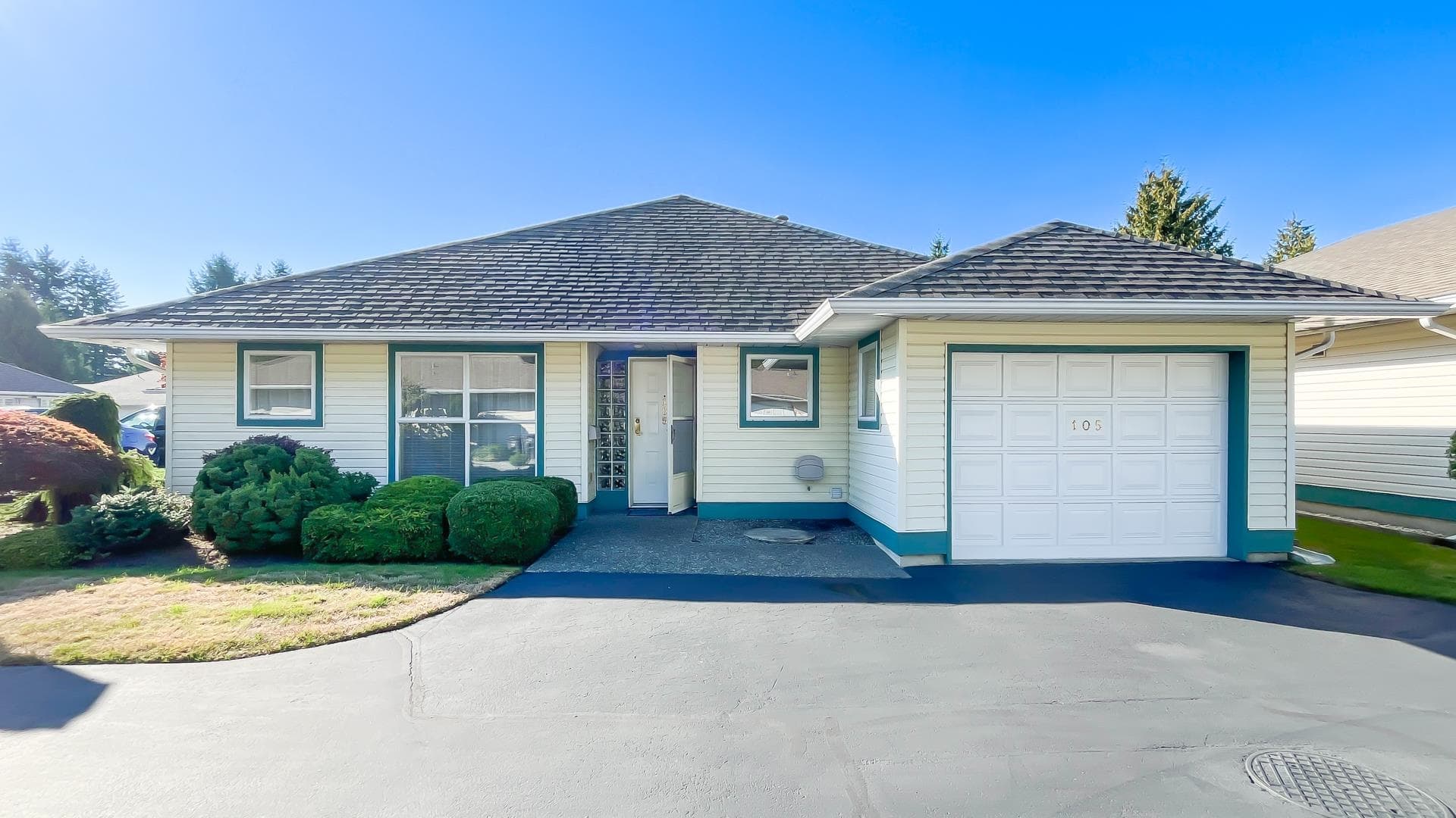 105 - 10172 141 Street, Surrey