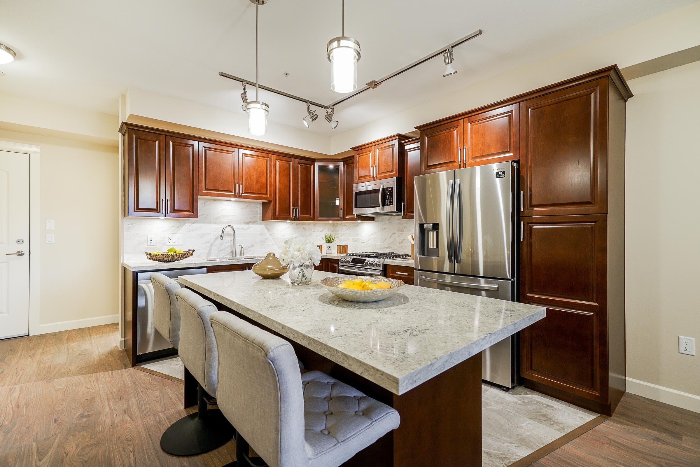 409 - 14588 Mcdougall Drive, Surrey, V4P 0H1 — photo 4