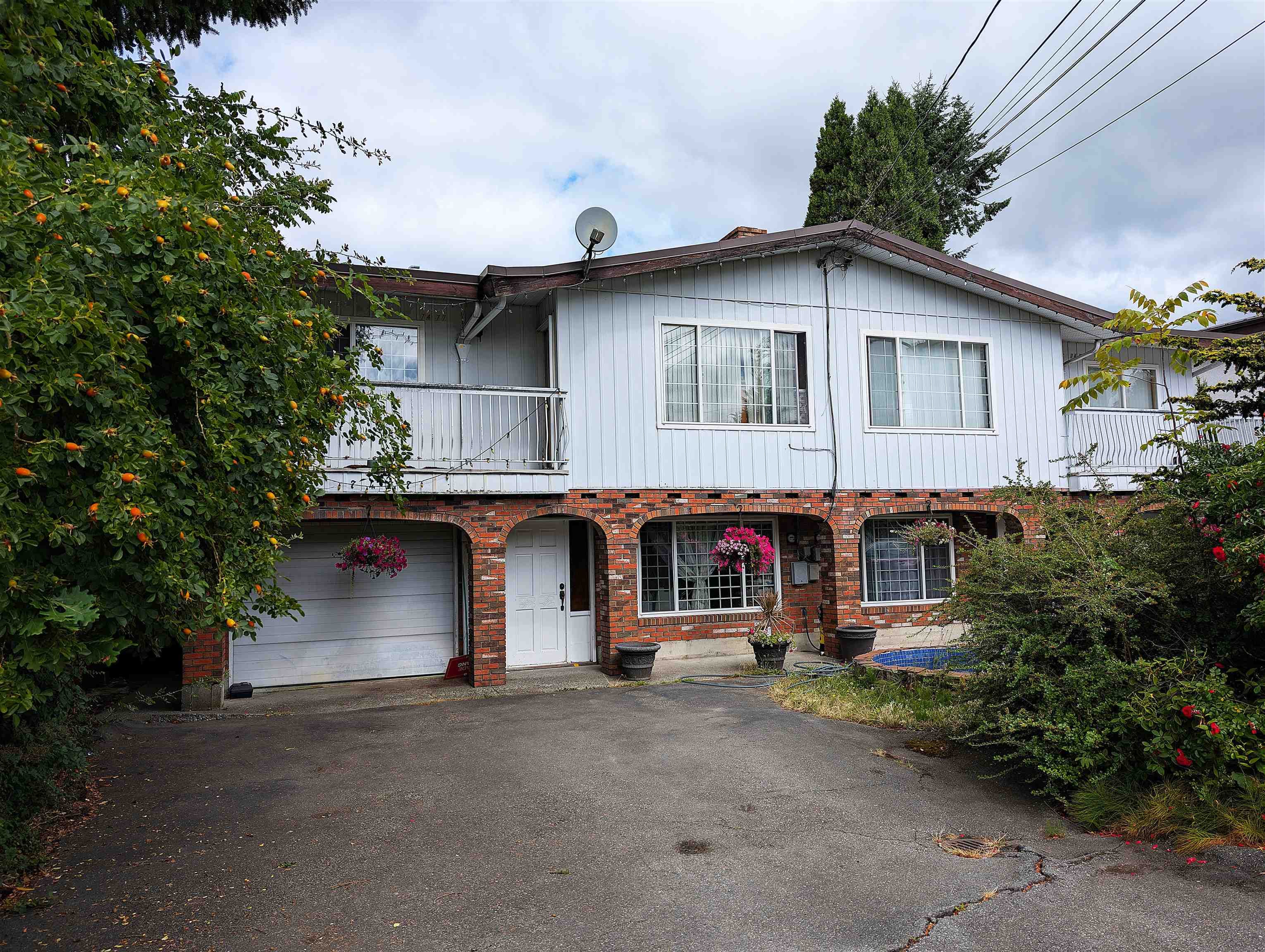 7479 Holly Street, Burnaby
