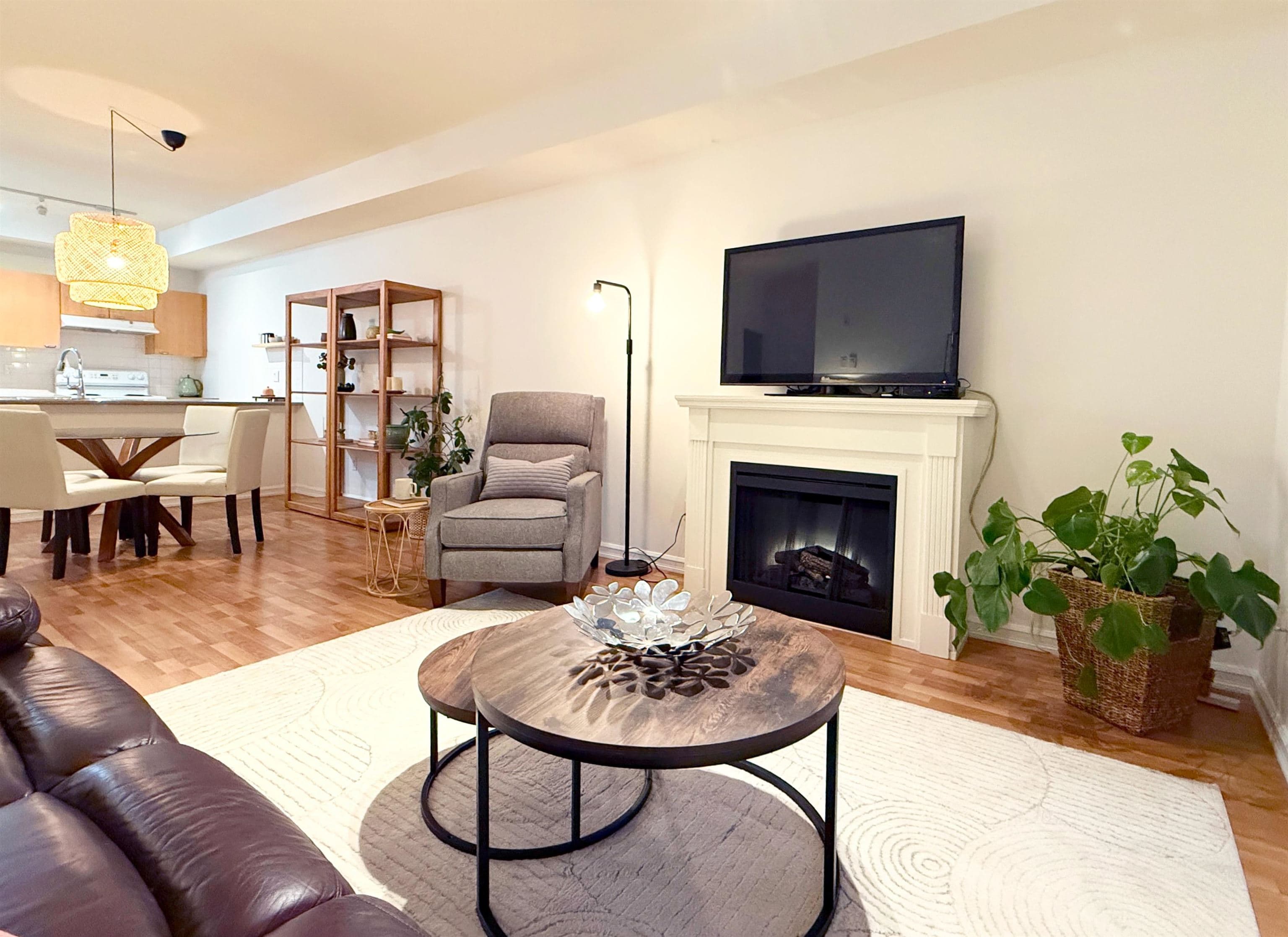 403 - 10088 148 Street, Surrey, V3R 3M9 — photo 2
