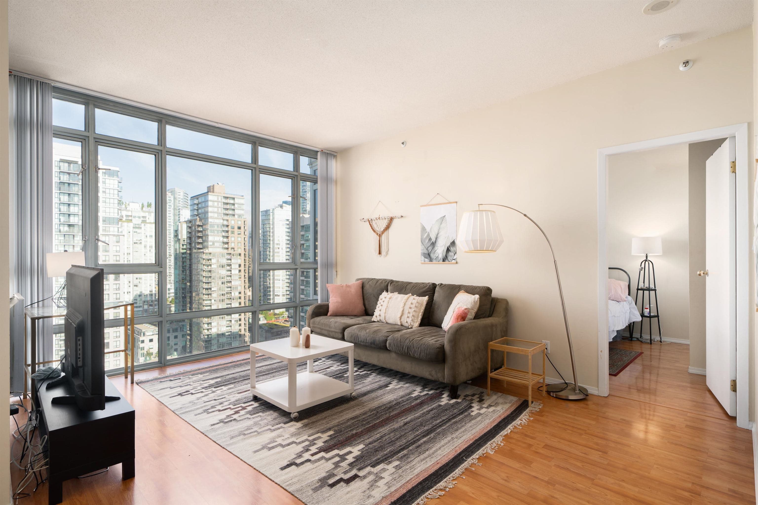 2905 - 930 Cambie Street, Vancouver, V6B 5X6 — photo 2