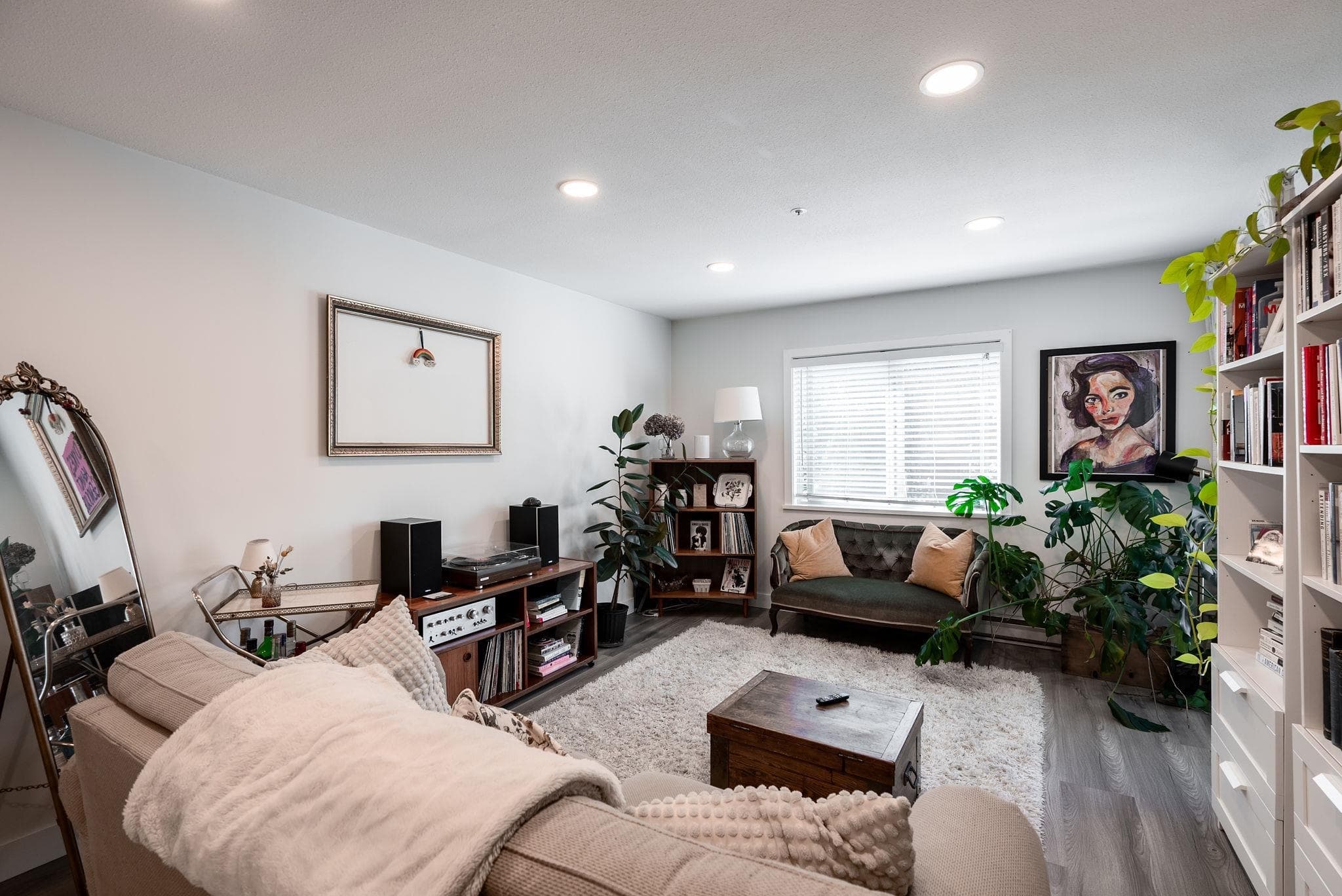 203 - 1615 Frances Street, Vancouver, V5L 1Z3 — photo 4