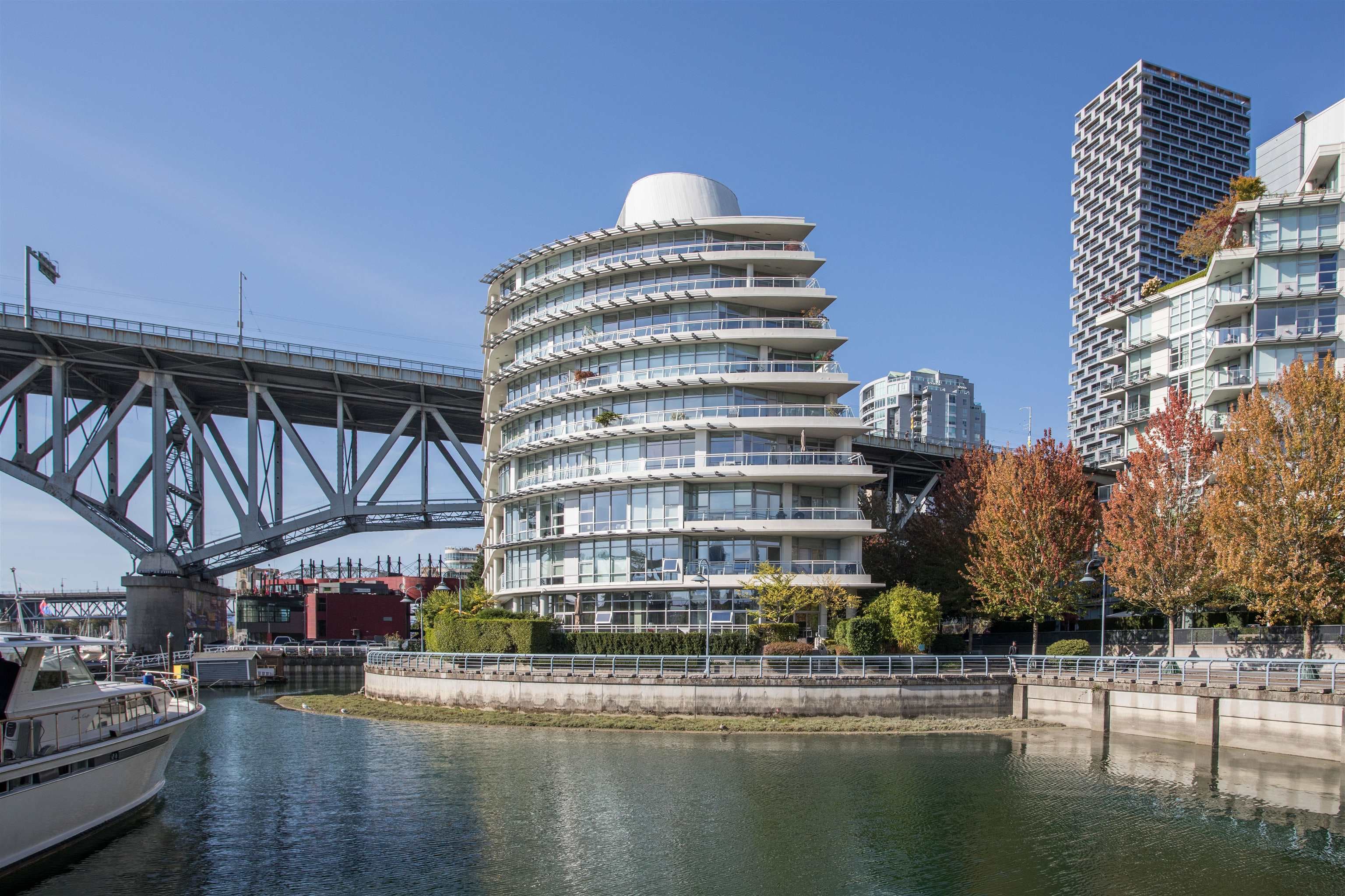 605 - 628 Kinghorne Mews, Vancouver