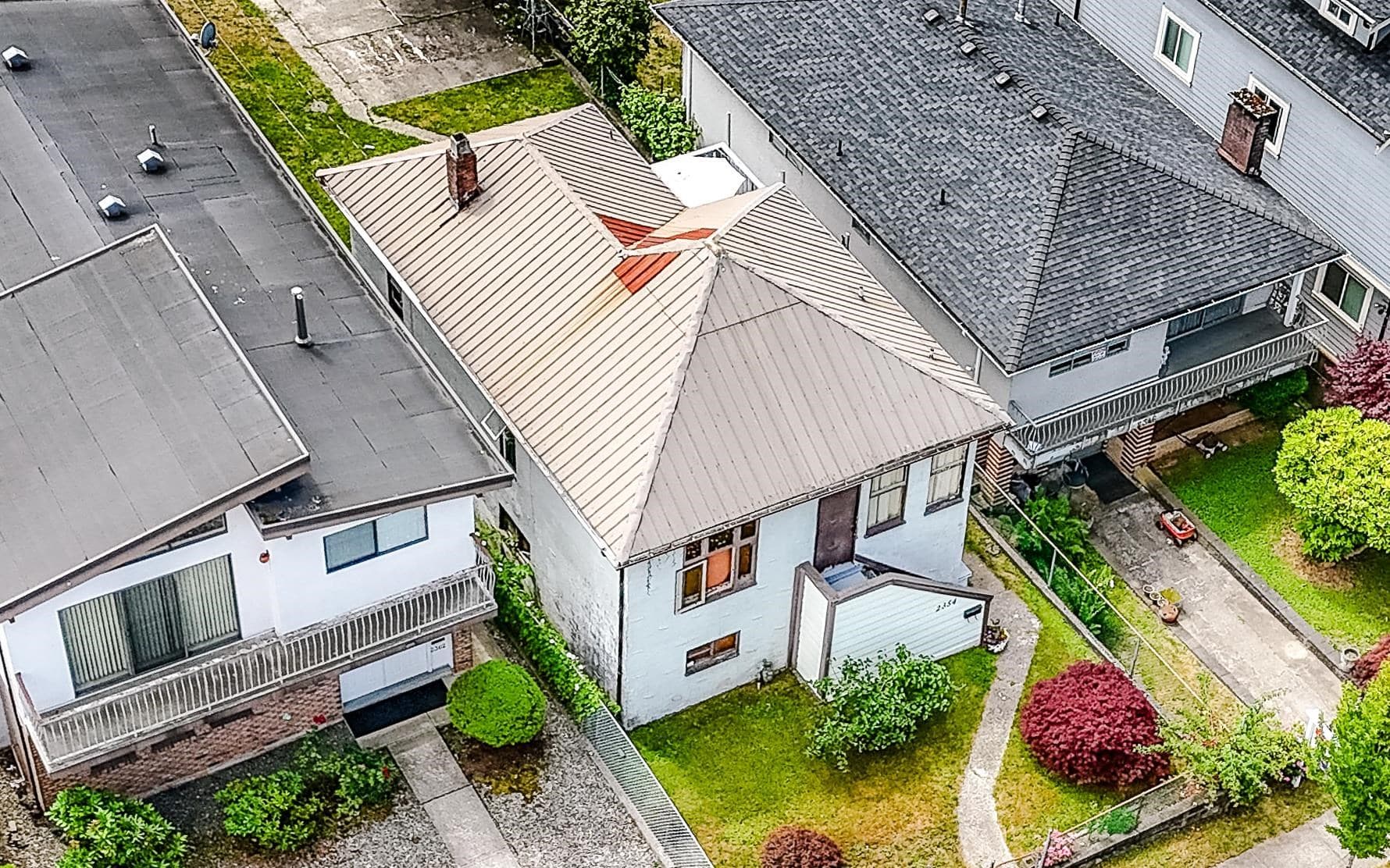 2354 E 33rd Avenue, Vancouver, V5R 2S3 — photo 2