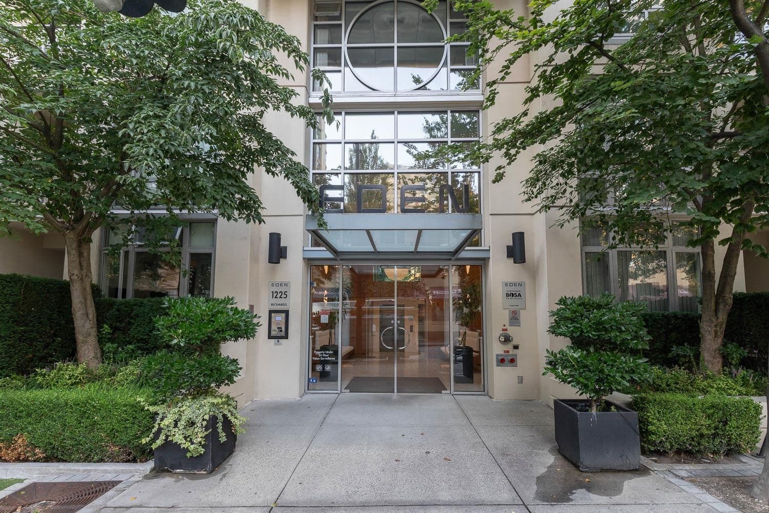 809 - 1225 Richards Street, Vancouver, V6B 1E6 — photo 2