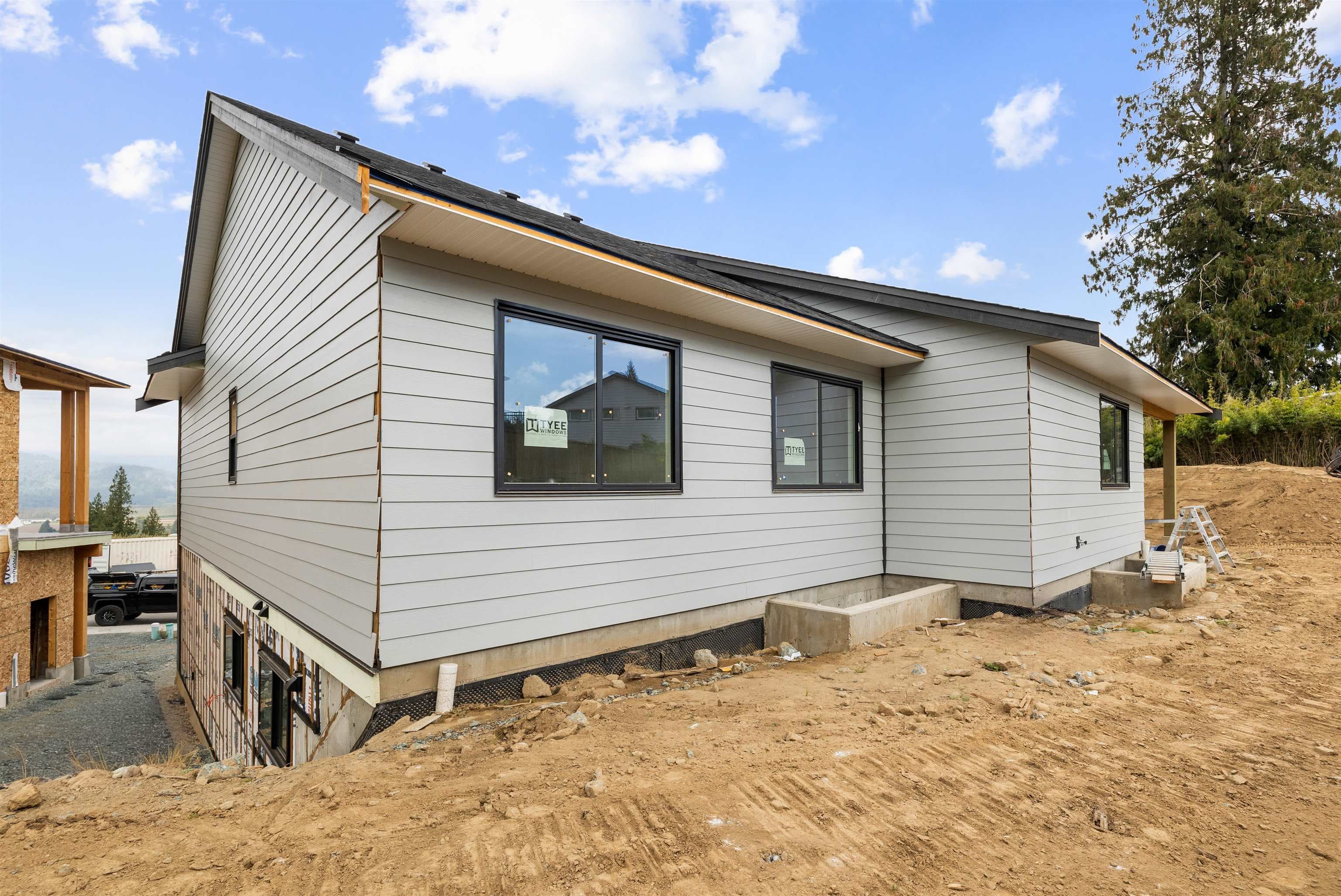 47280 Valerie Place, Chilliwack, V2P 7W9 — photo 3
