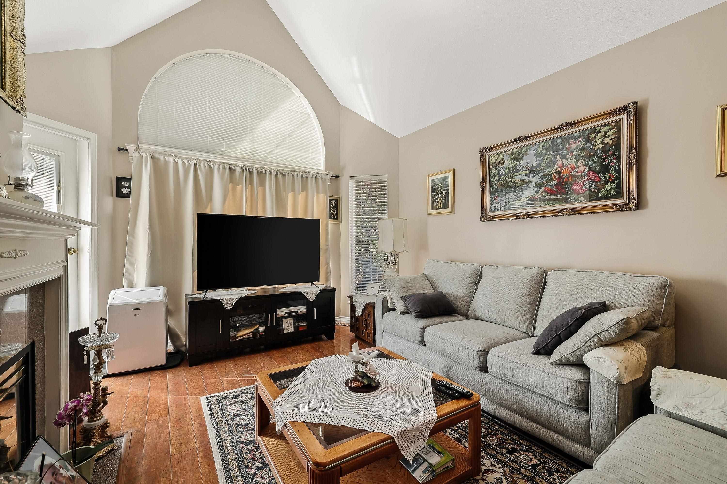408 - 7435 121a Street, Surrey