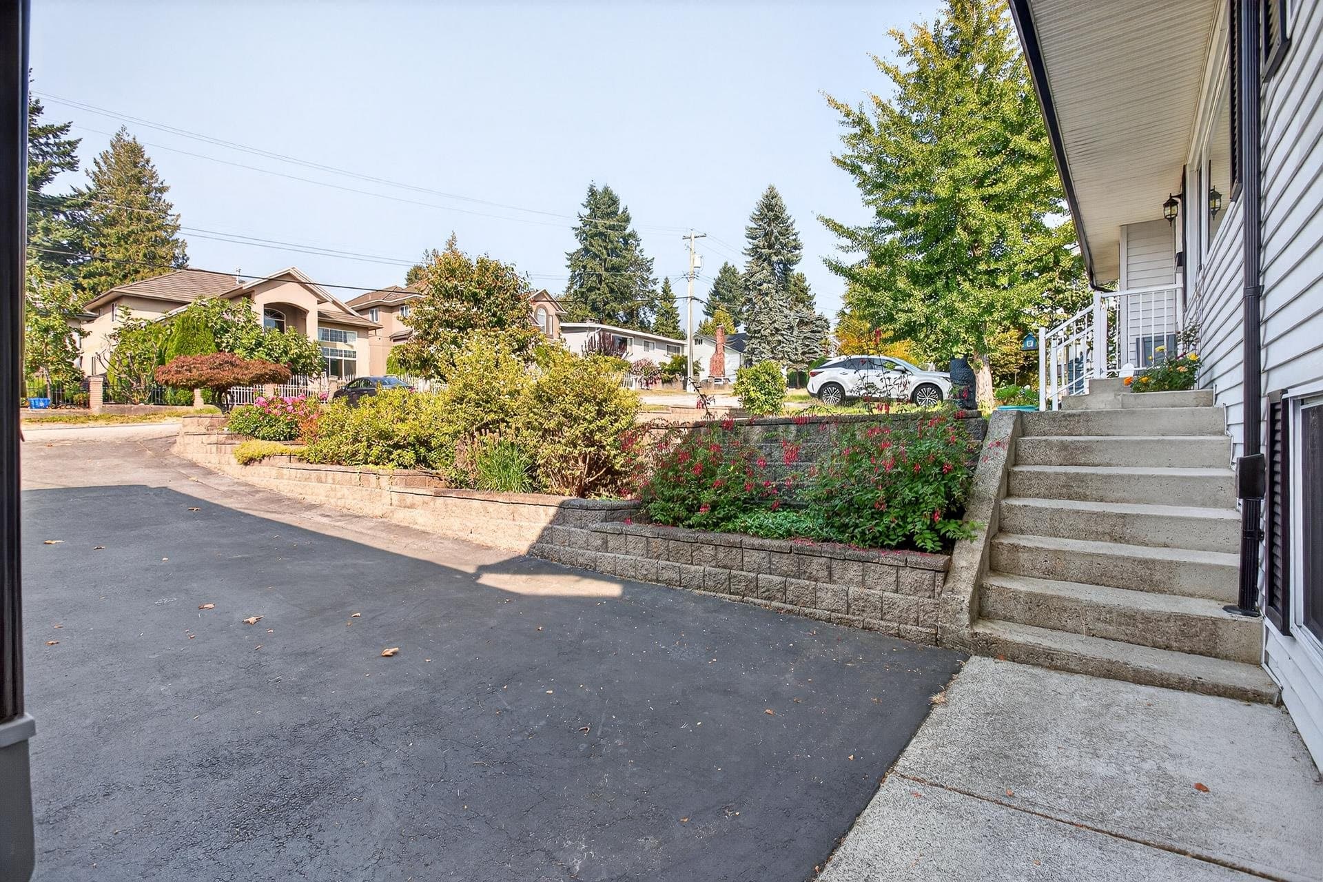2126 Kugler Avenue, Coquitlam, V3K 2S6 — photo 5