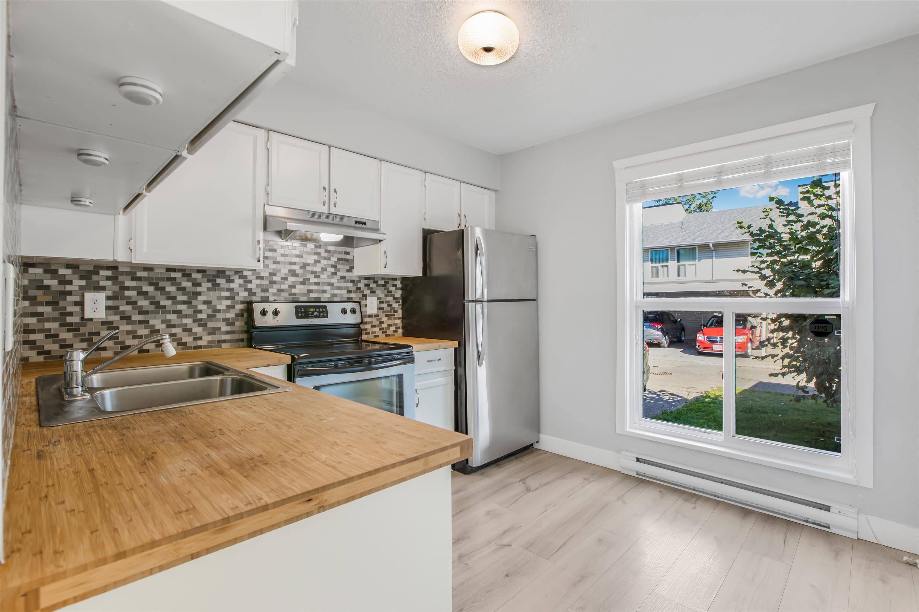 137 - 3030 Trethewey Street, Abbotsford, V2T 4N2 — photo 3