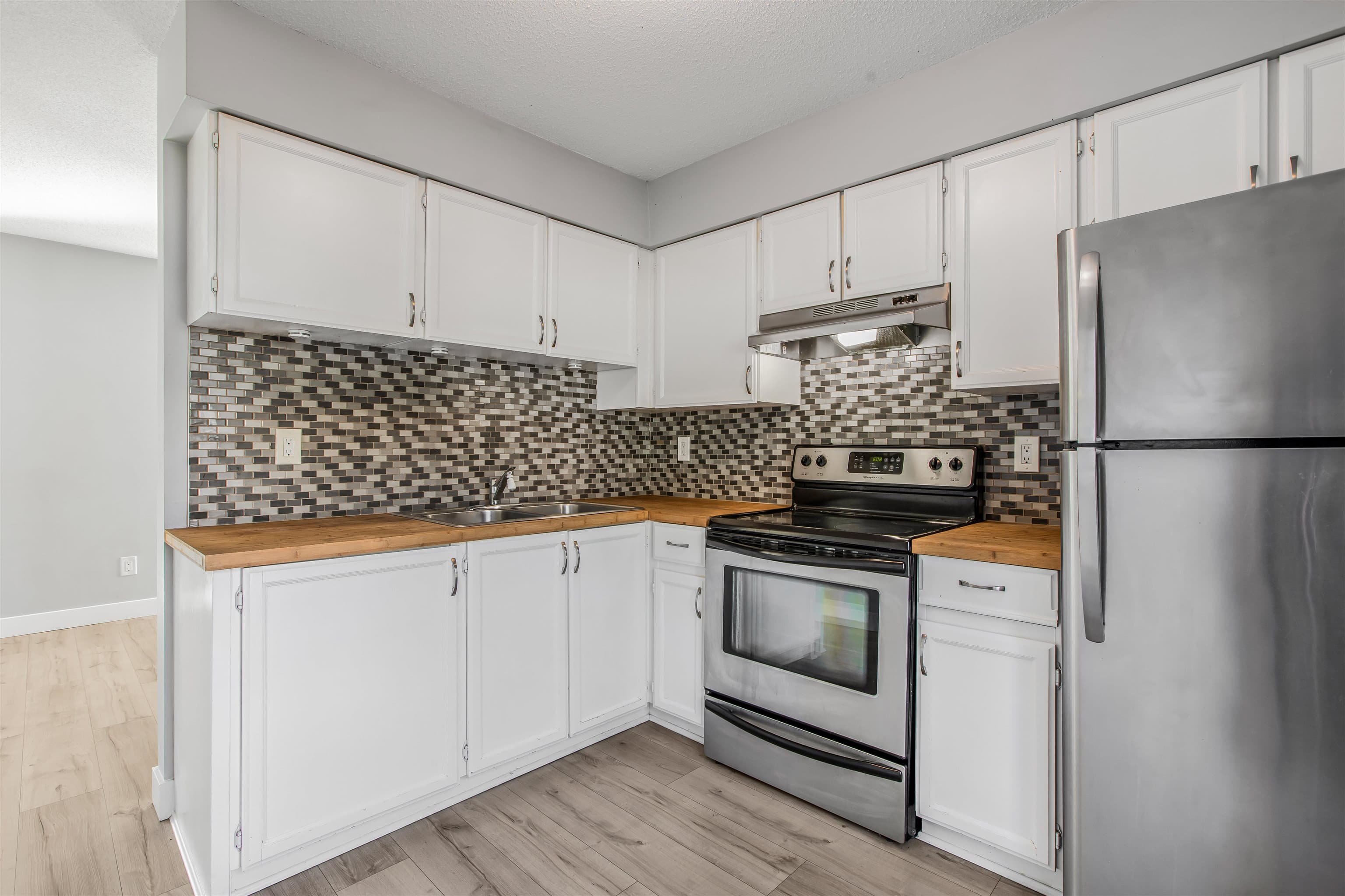 137 - 3030 Trethewey Street, Abbotsford, V2T 4N2 — photo 4