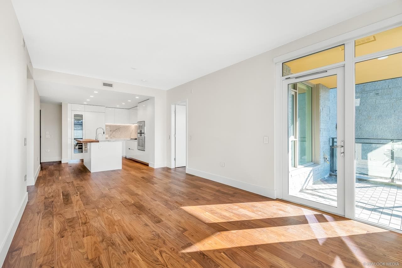 203 - 389 W 59th Avenue, Vancouver, V5X 0J4 — photo 2