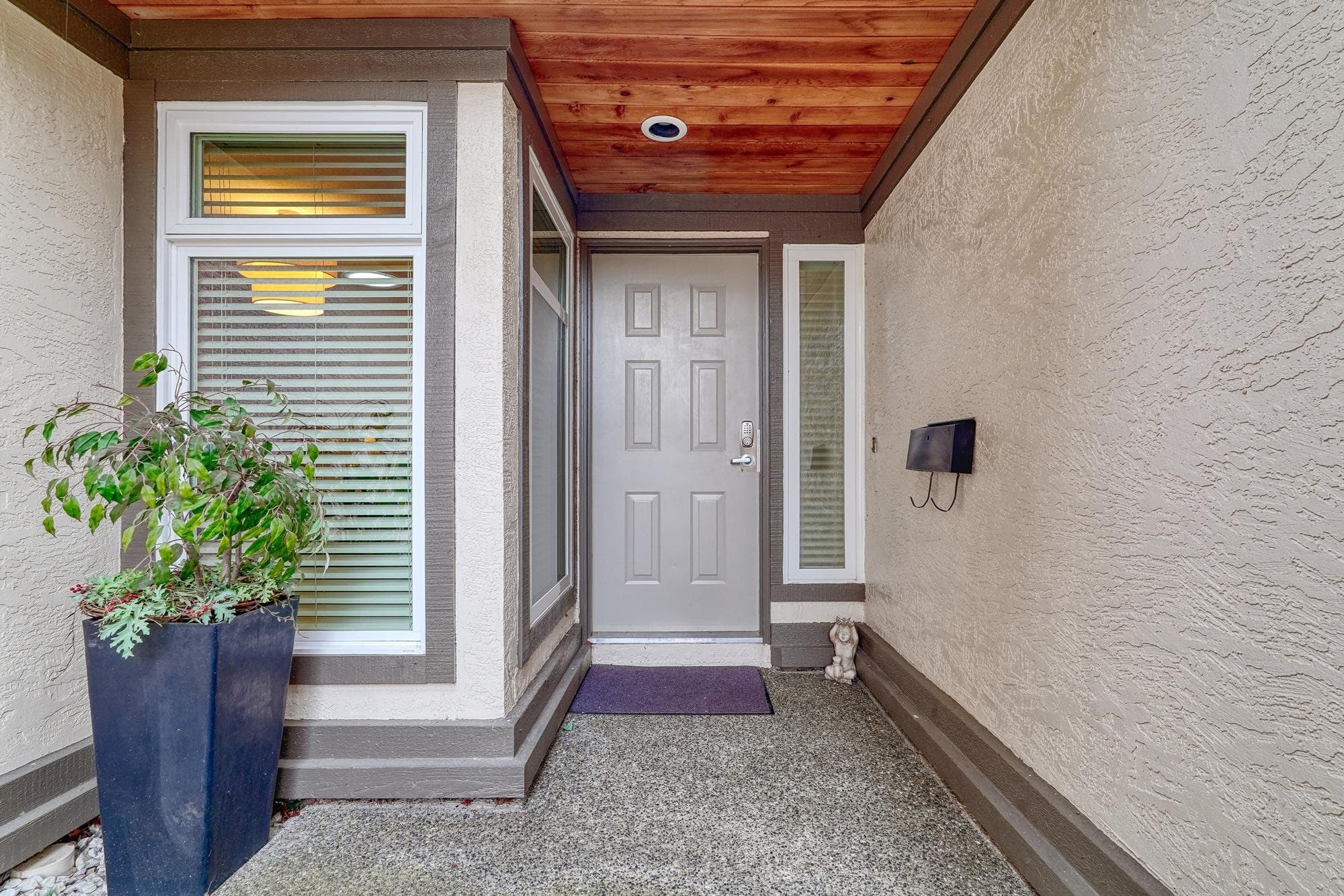 4 - 12957 17 Avenue, Surrey, V4A 8T7 — photo 2