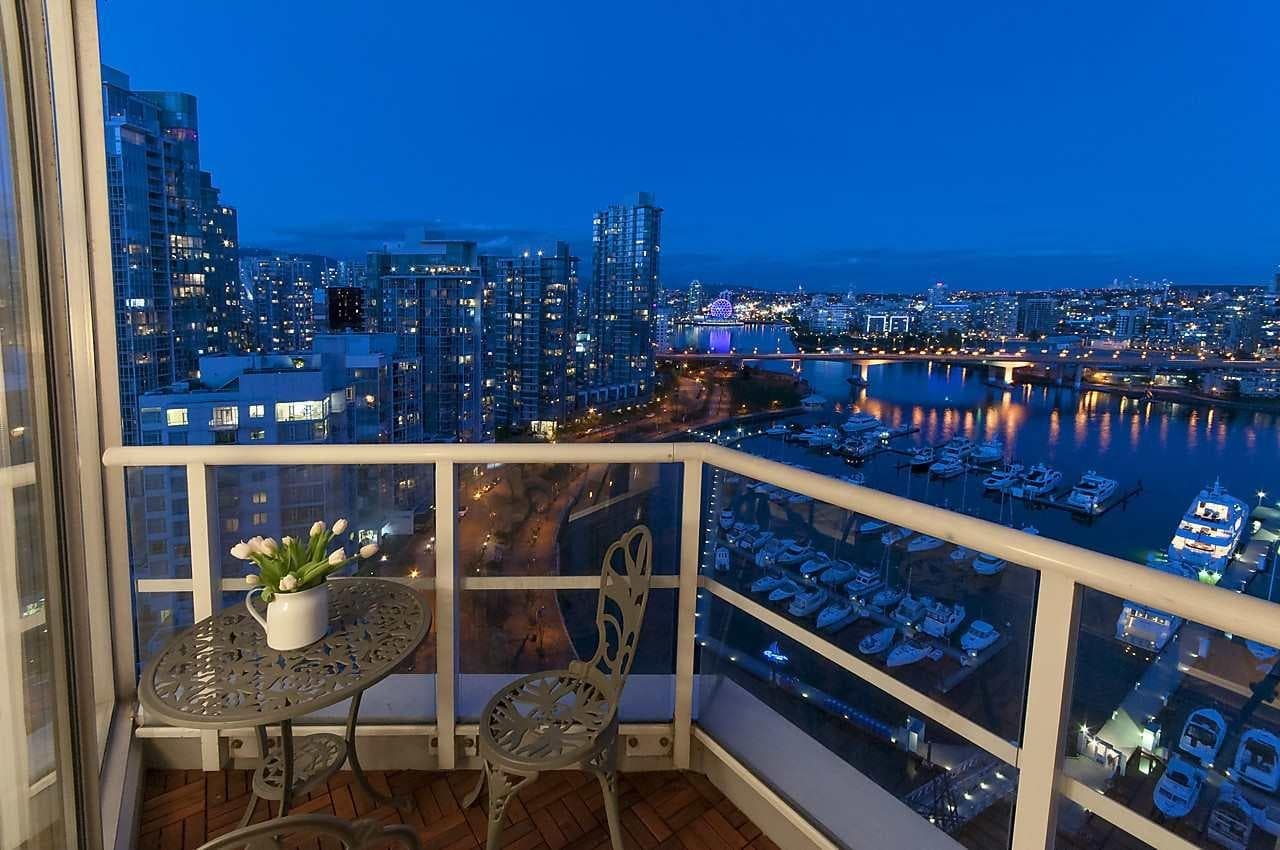 1105 - 1201 Marinaside Crescent, Vancouver, V6Z 2V2 — photo 1