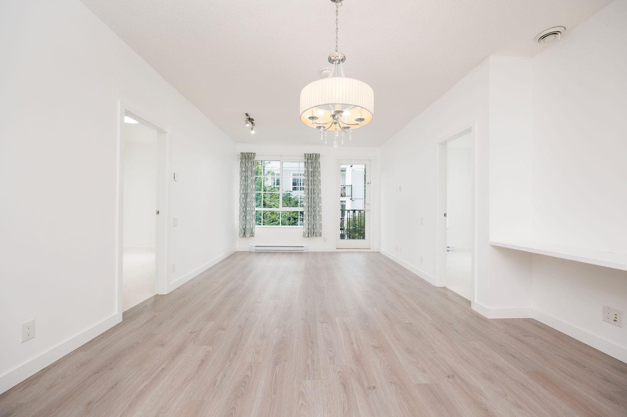 207 - 555 Foster Avenue, Coquitlam, V3J 0B6 — photo 2