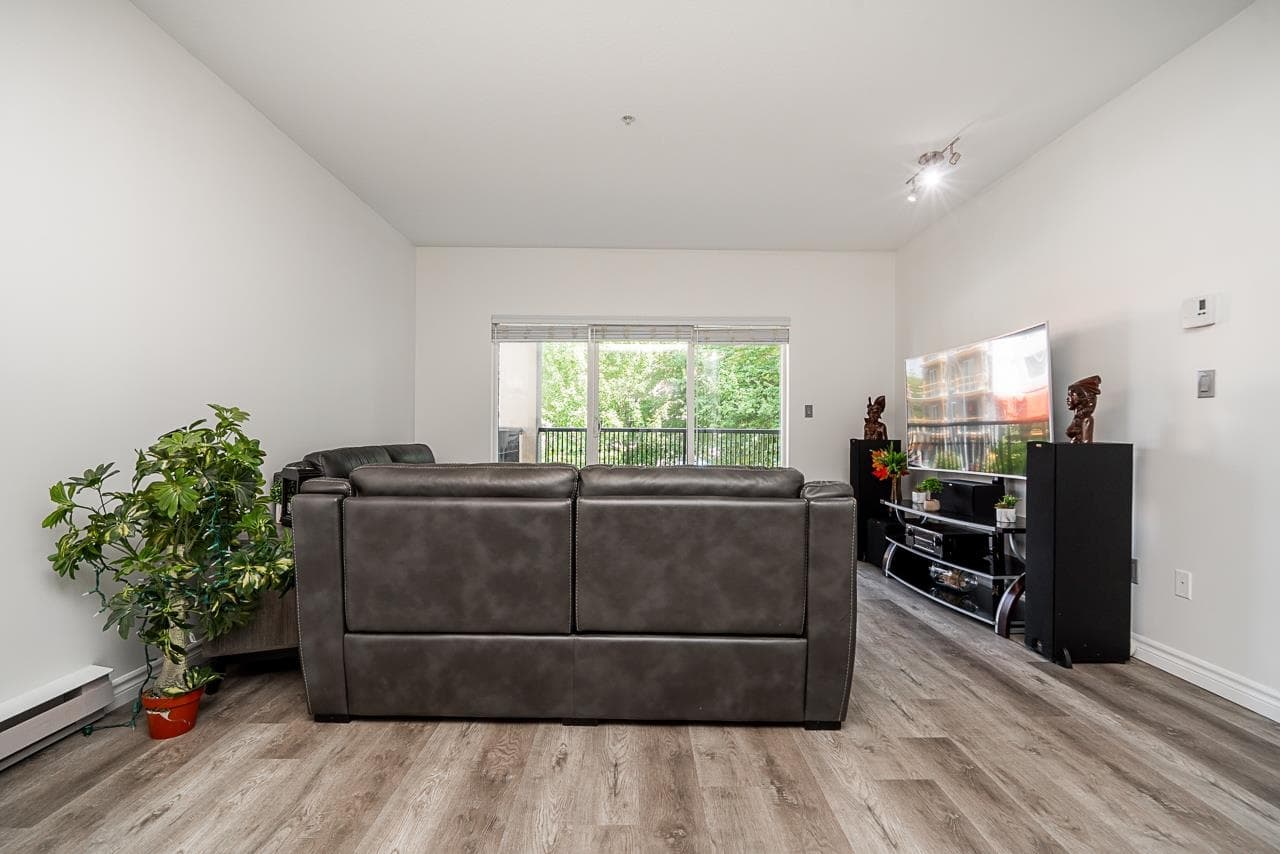 213 - 2478 Welcher Avenue, Port Coquitlam, V3C 0A6 — photo 5