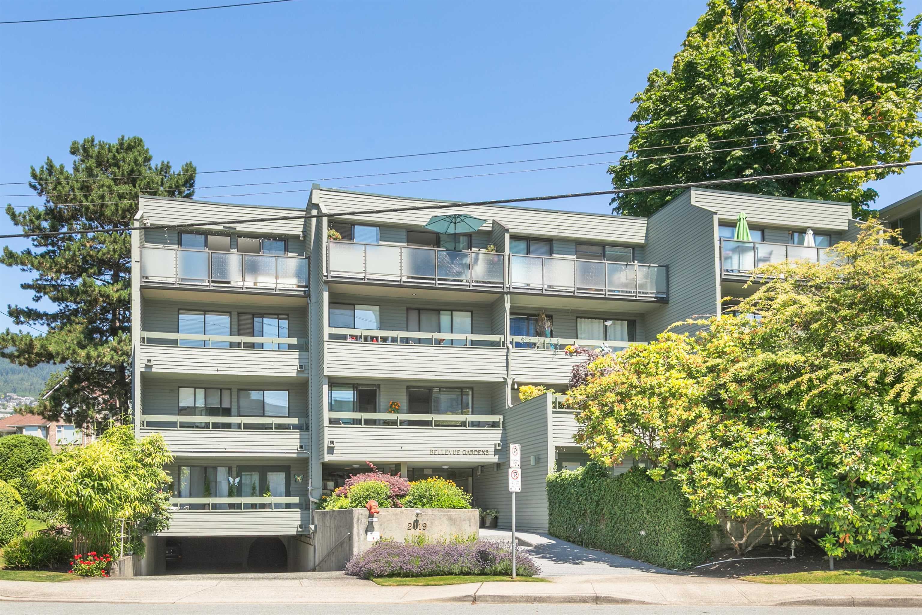 208 - 2119 Bellevue Avenue, West Vancouver