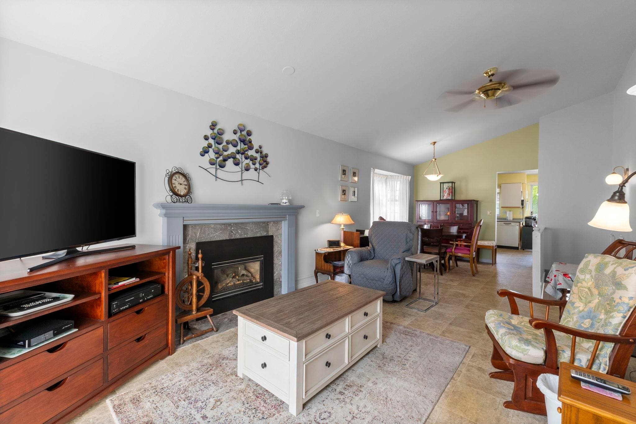 6 - 13970 72 Avenue, Surrey, V3W 0M5 — photo 2