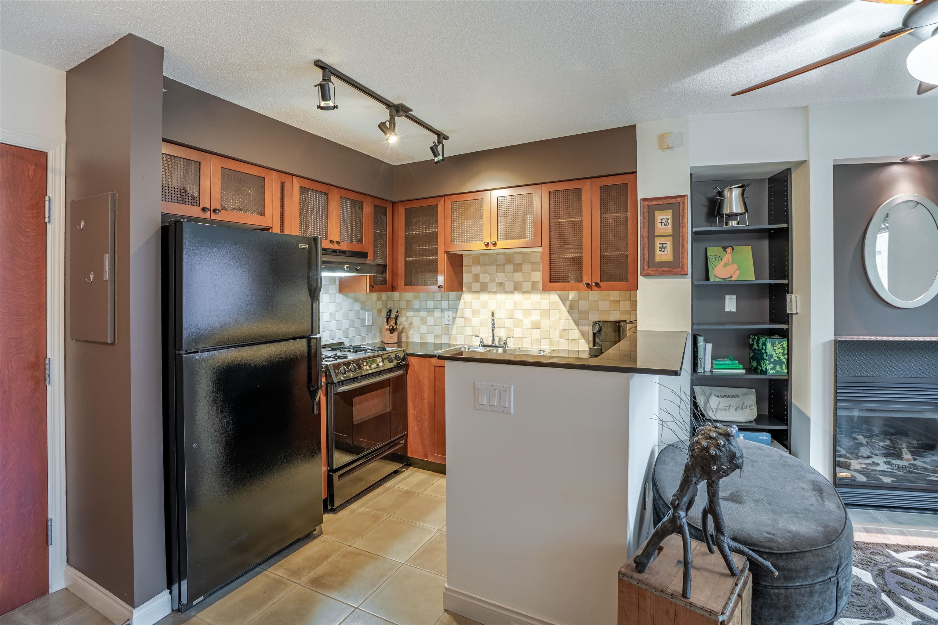 307 - 55 Alexander Street, Vancouver, V6A 1B2 — photo 4