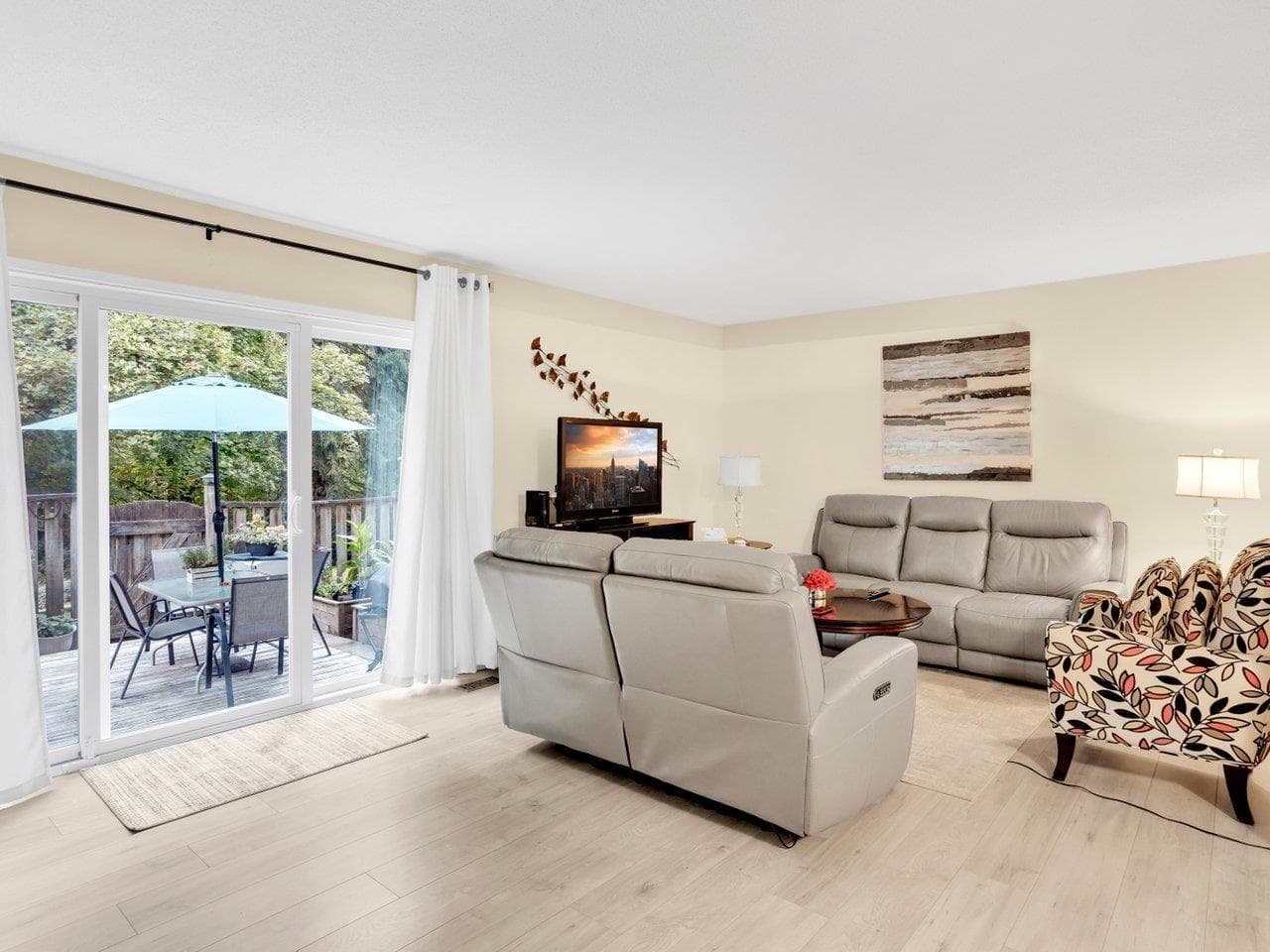 1037 Cecile Drive, Port Moody, V3H 1M5 — photo 2