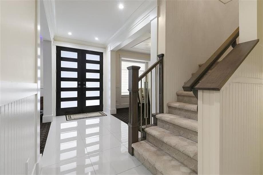 9527 118 Street, Delta, V4C 6J3 — photo 2