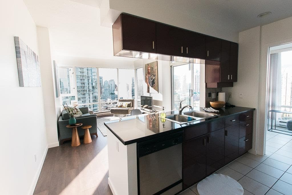 2706 - 1067 Marinaside Crescent, Vancouver, V6Z 2Z5 — photo 4