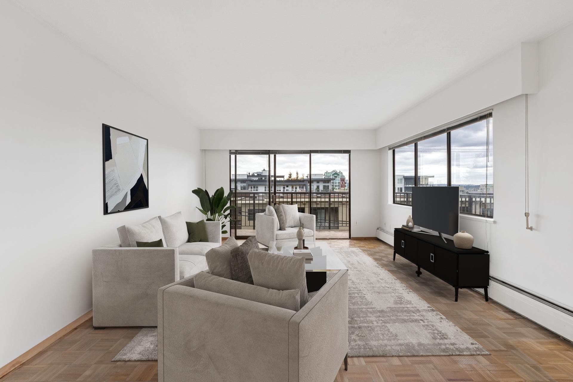 211 - 155 E 5th Street, North Vancouver