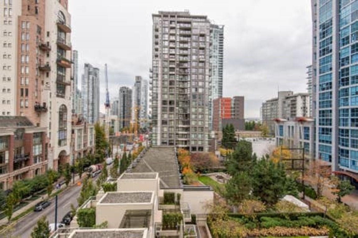 807 - 1225 Richards Street, Vancouver, V6B 1E6 — photo 4