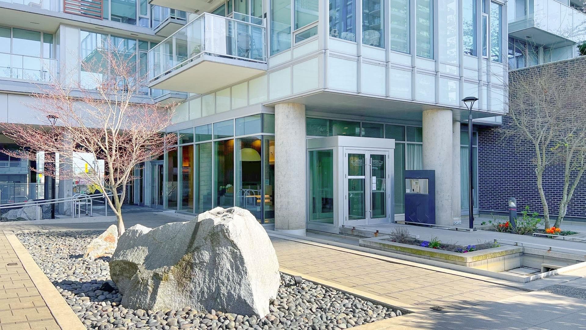 1004 - 8131 Nunavut Lane, Vancouver, V5X 0E2 — photo 1