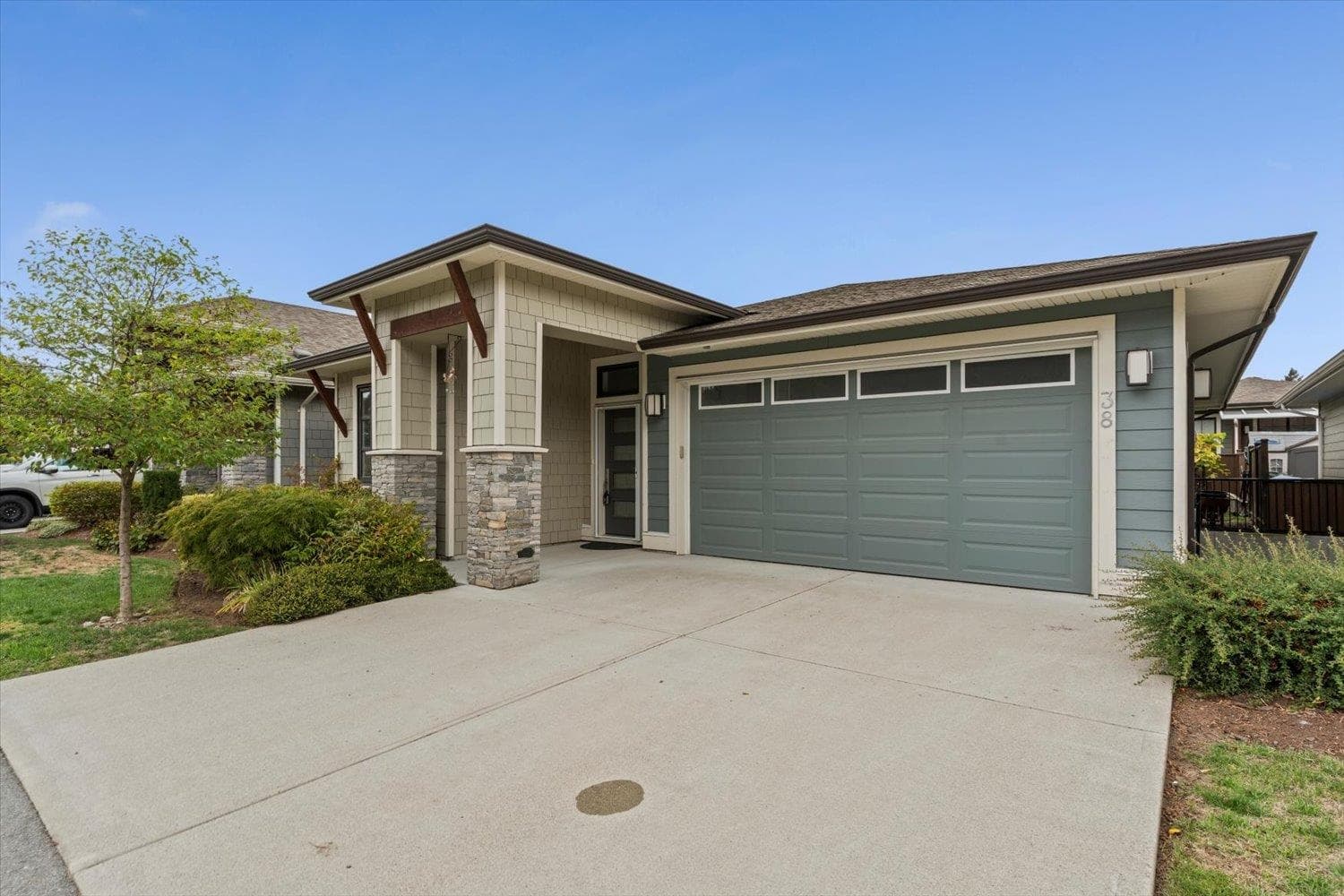 38 - 46110 Thomas Road, Chilliwack, V2R 1A1 — photo 2