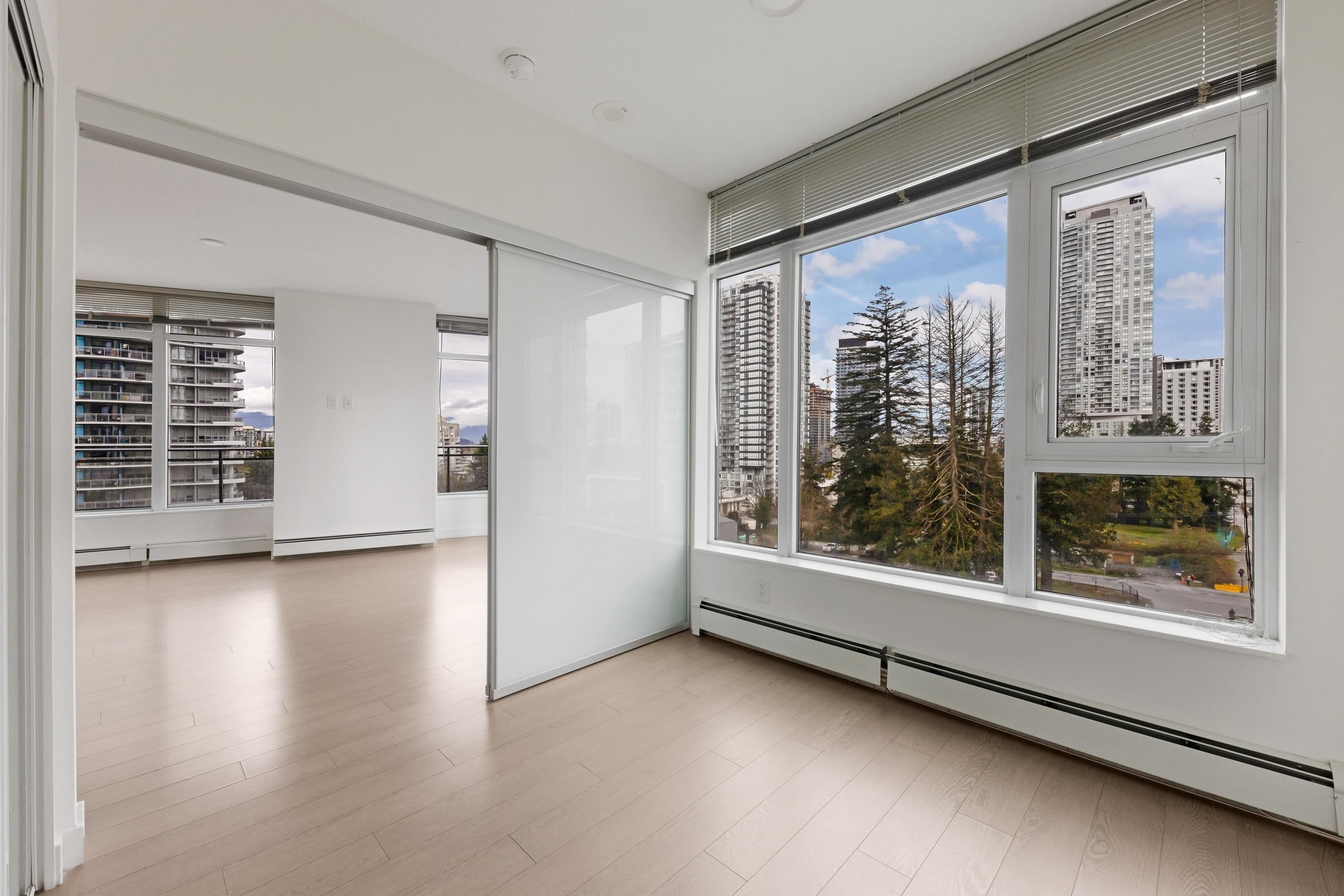 612 - 13308 Central Avenue Avenue, Surrey, V3T 0M4 — photo 2