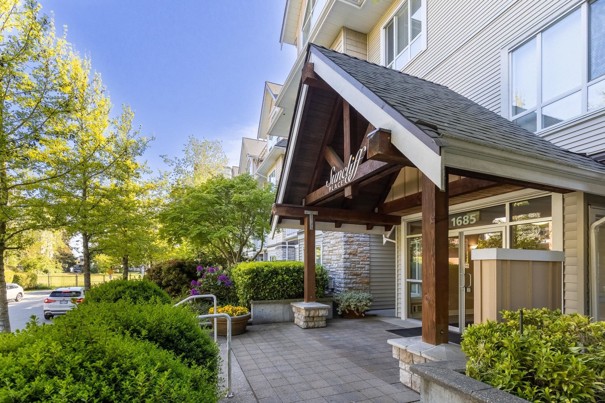 208 - 1685 152a Street, Surrey