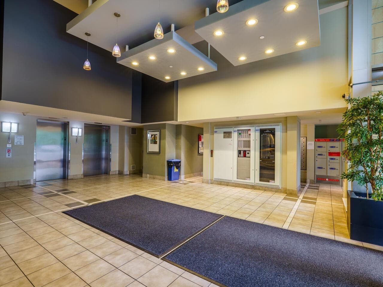2409 - 3663 Crowley Drive, Vancouver, V5R 6H4 — photo 3