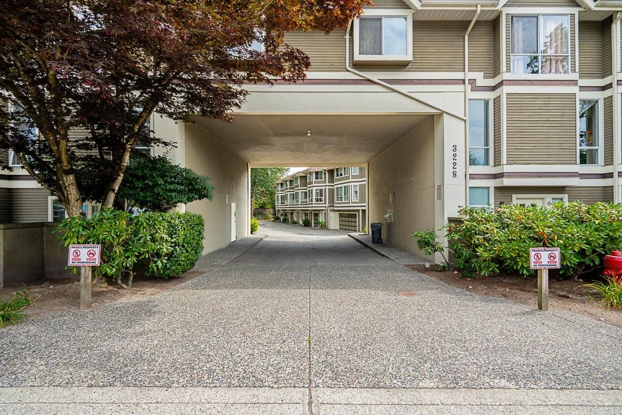 12 - 3228 Raleigh Street, Port Coquitlam, V3C 3J5 — photo 2