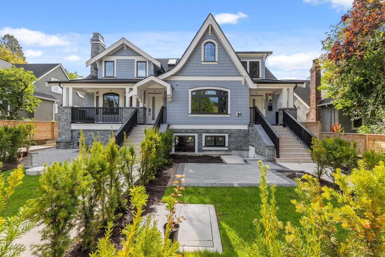 2436 W 49th Avenue, Vancouver