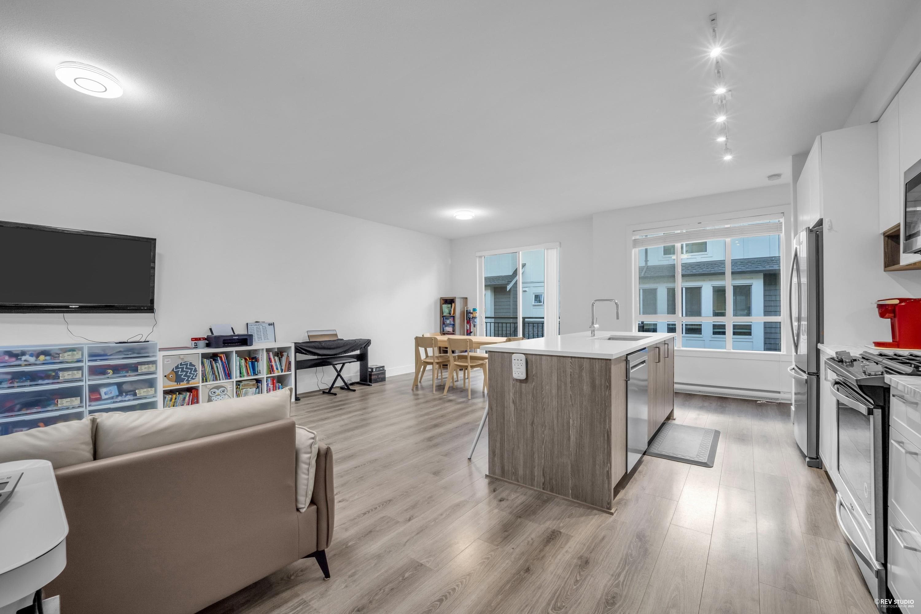 103 - 9688 162a Street, Surrey, V4N 6V3 — photo 3