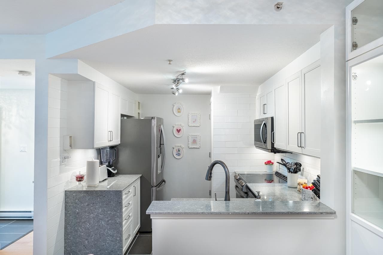 TH1 - 1889 Rosser Avenue, Burnaby