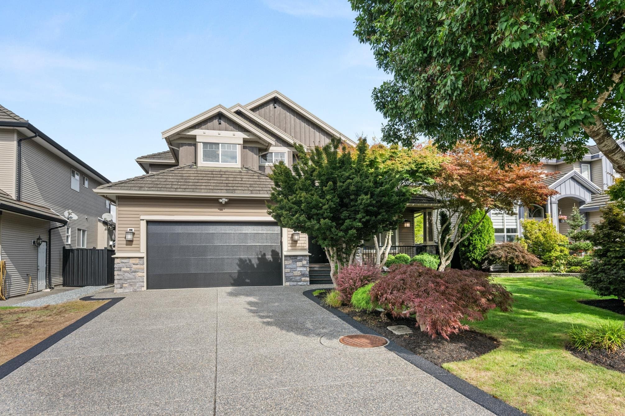 18667 63a Avenue, Surrey — sold