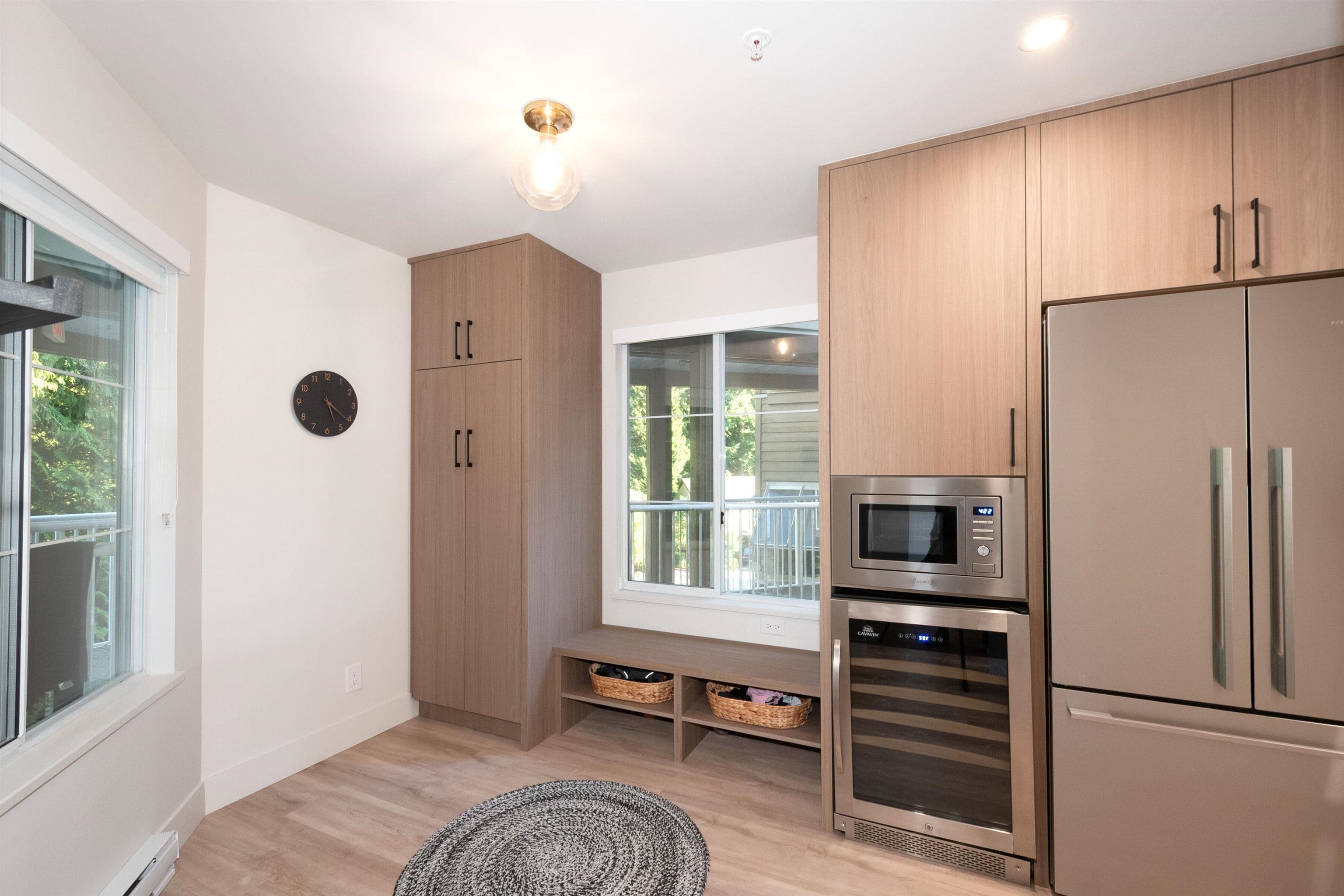 403 - 1050 Bowron Court, North Vancouver, V7H 2X7 — photo 2