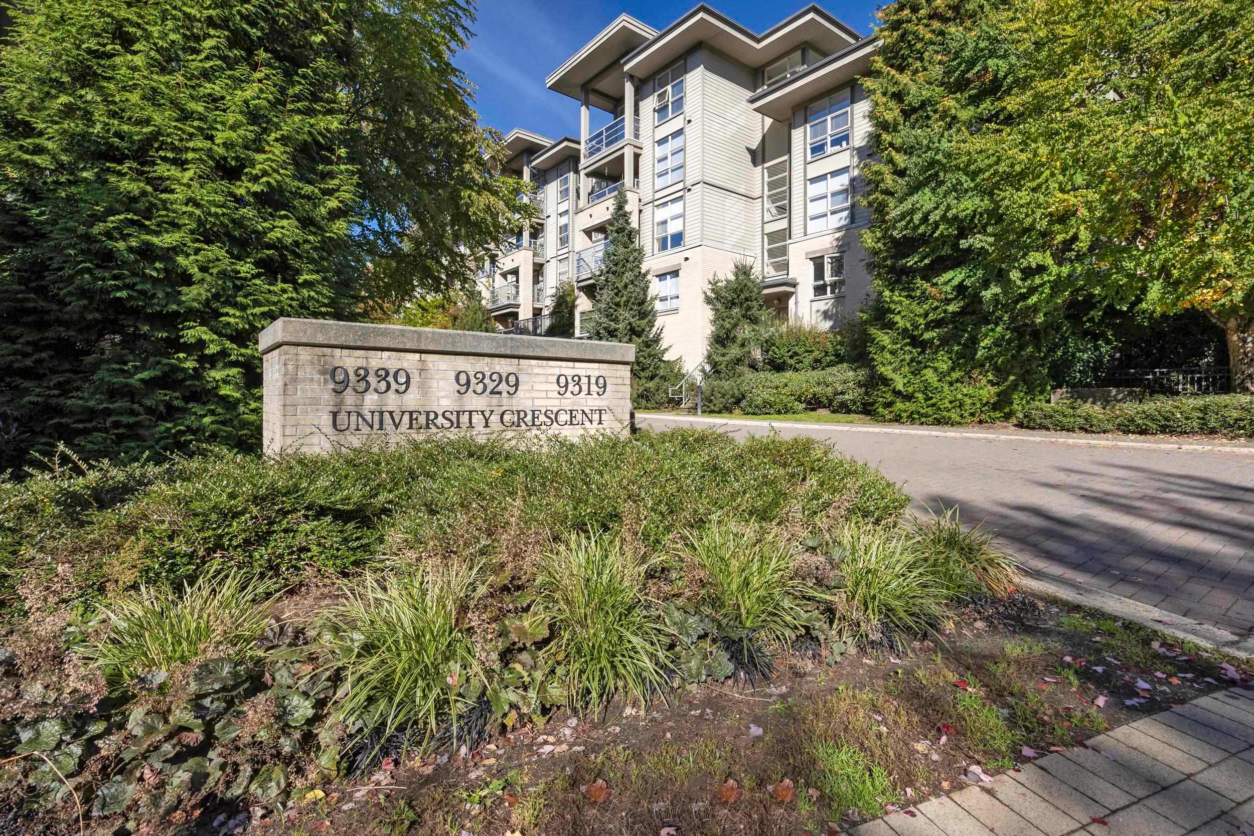 310 - 9339 University Crescent, Burnaby, V5A 4Y1 — photo 3