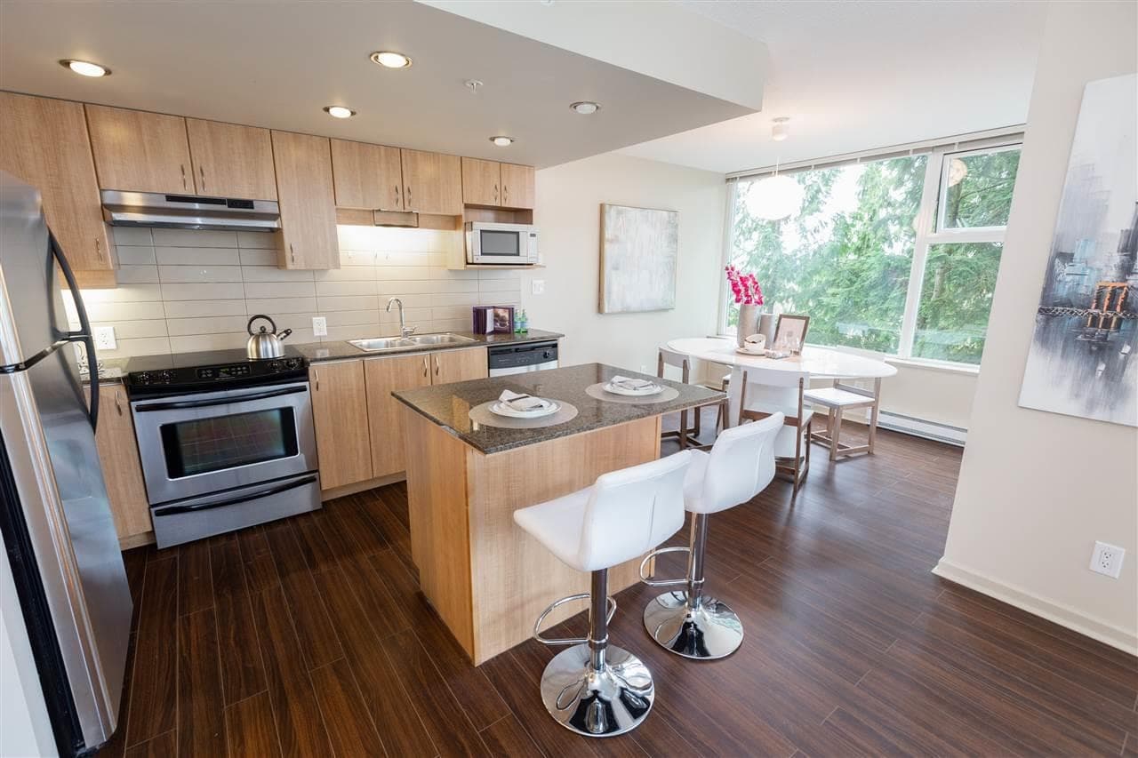 305 - 9232 University Crescent, Burnaby, V5A 0A3 — photo 2