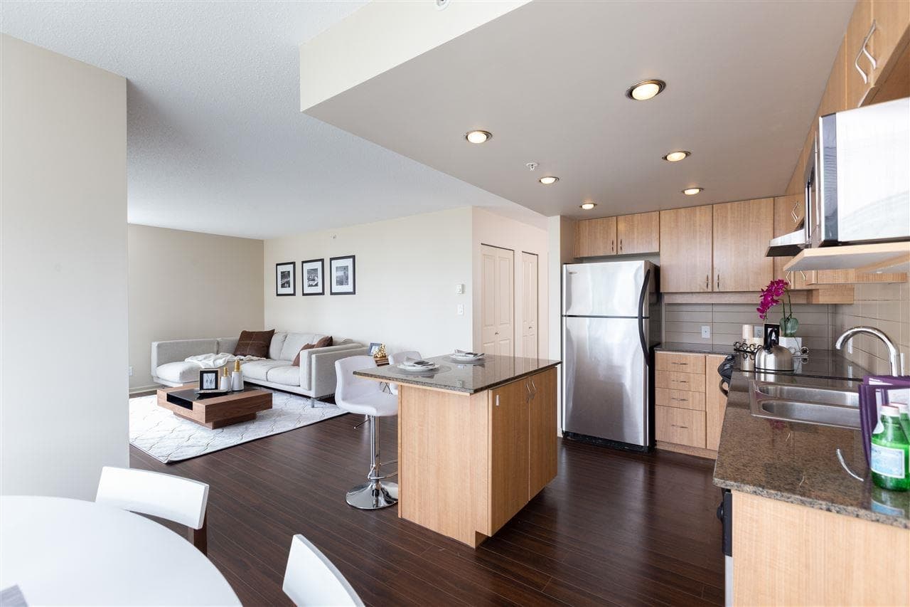 305 - 9232 University Crescent, Burnaby, V5A 0A3 — photo 3