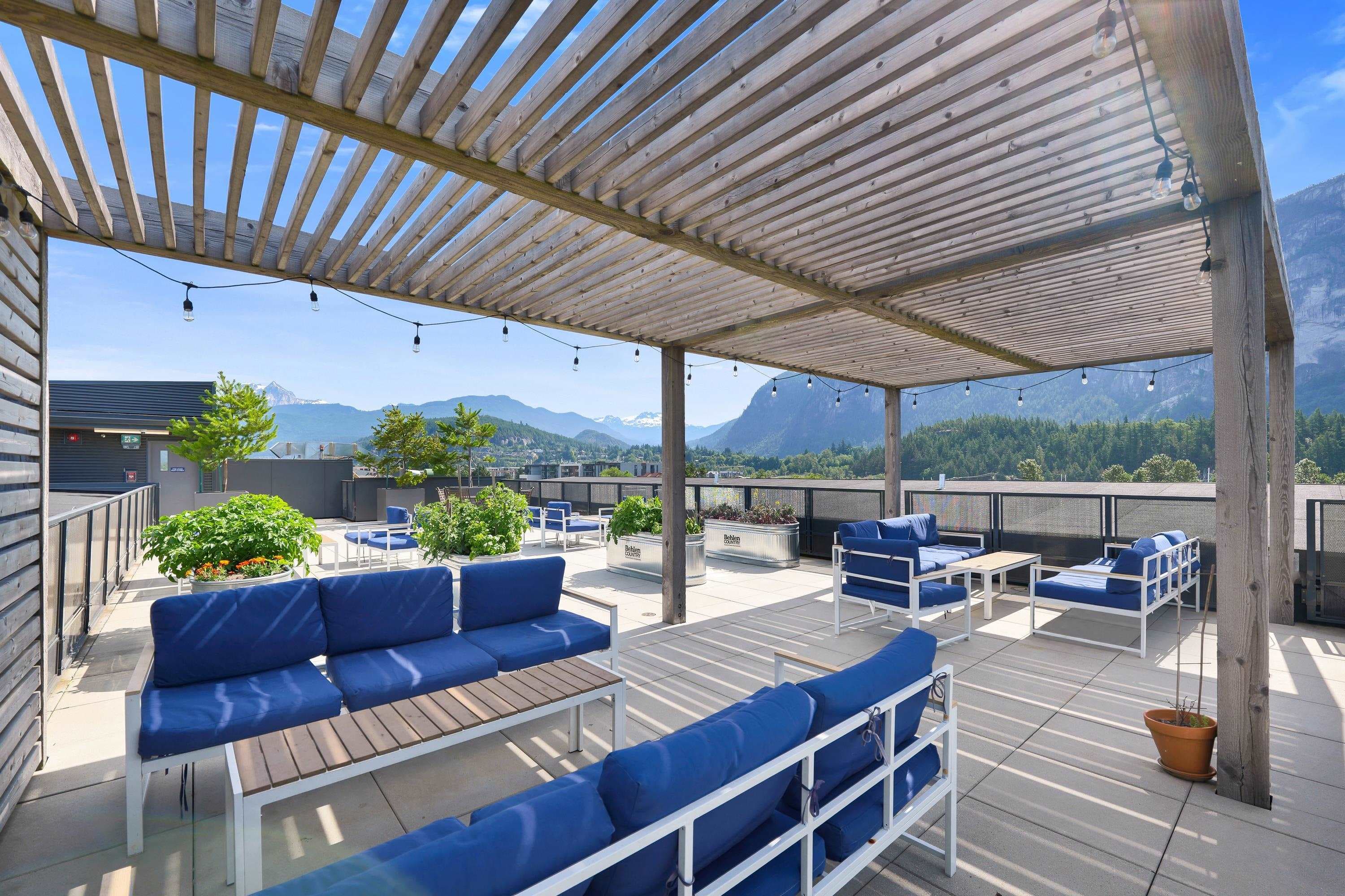 301 - 37762 Third Avenue, Squamish, V8B 1C3 — photo 3