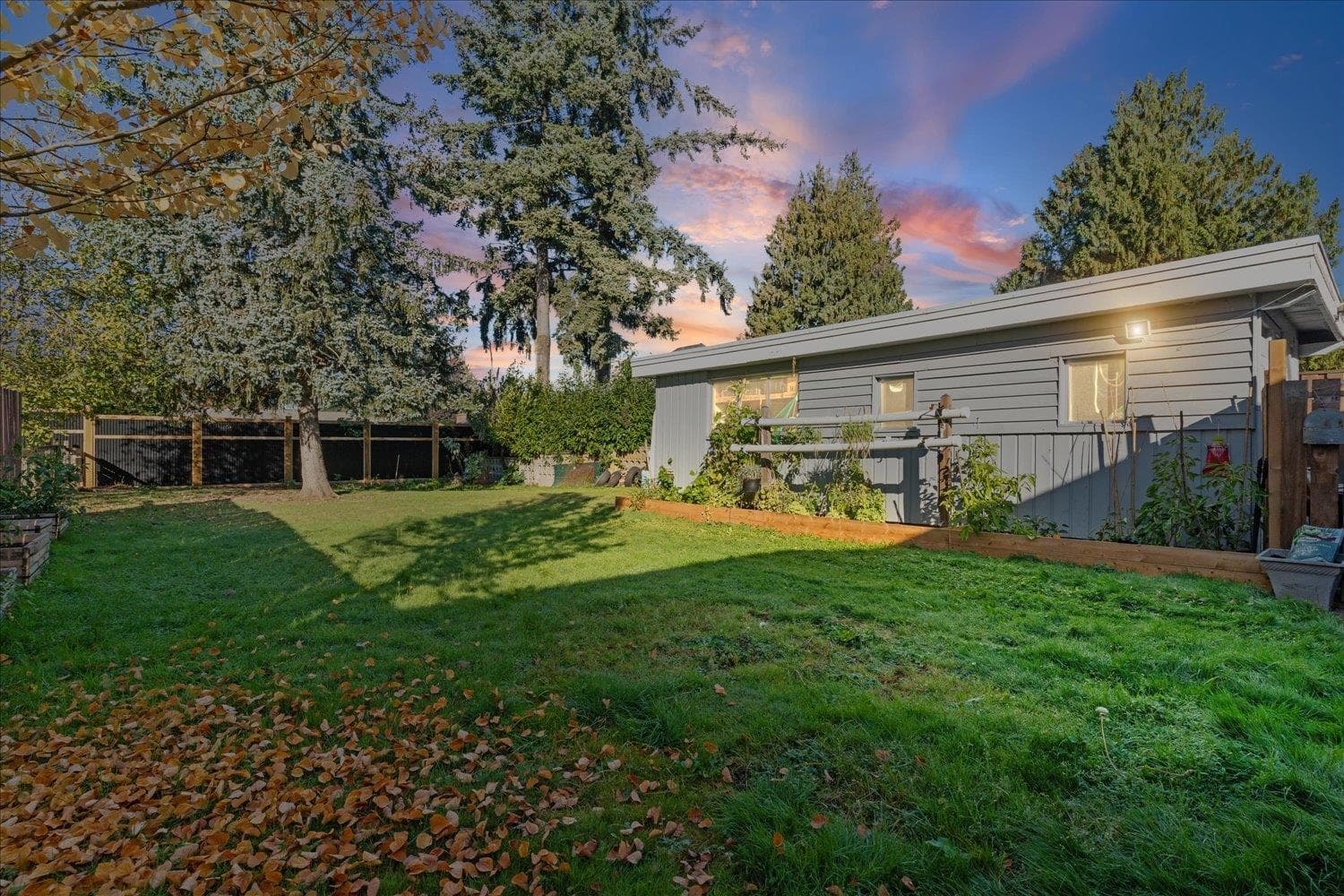 9395 Carleton Street, Chilliwack