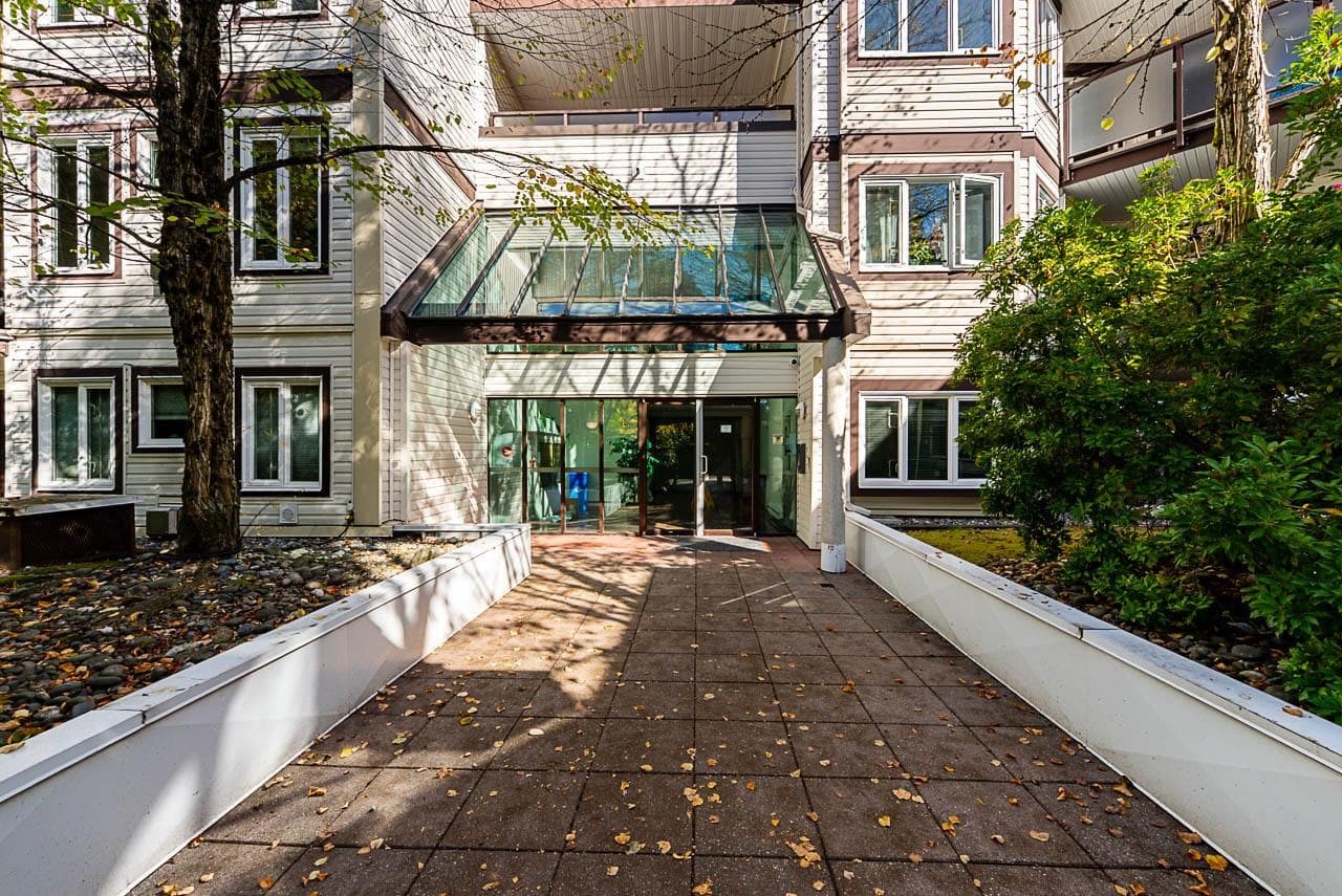 217 - 7139 18th Avenue, Burnaby, V3N 4Z3 — photo 5