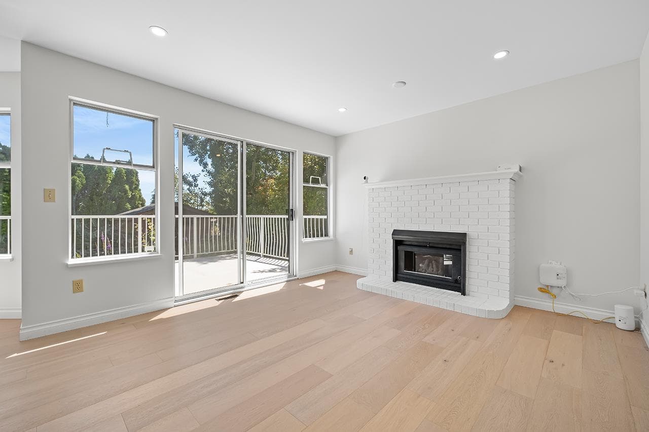 4522 Watling Street, Burnaby, V5J 1V5 — photo 3