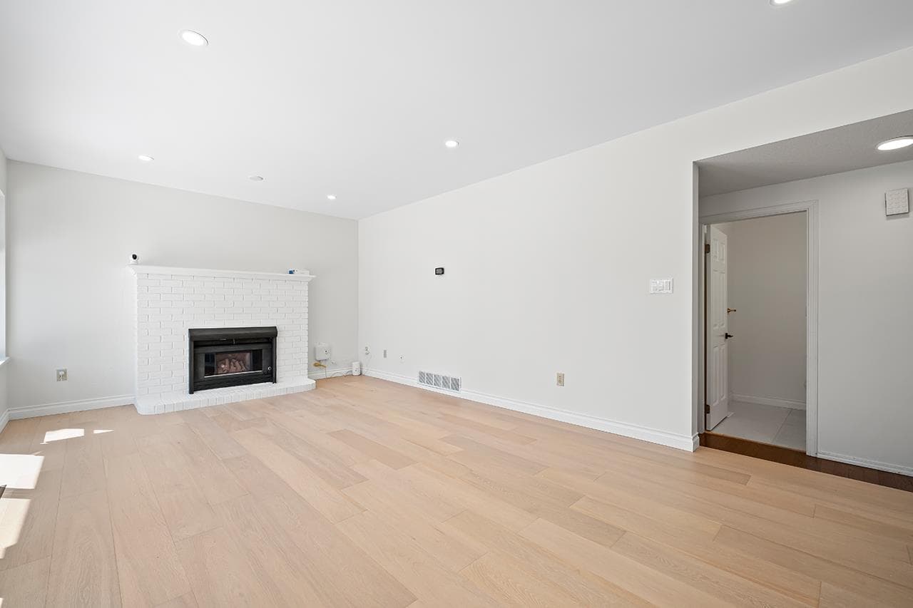 4522 Watling Street, Burnaby, V5J 1V5 — photo 4