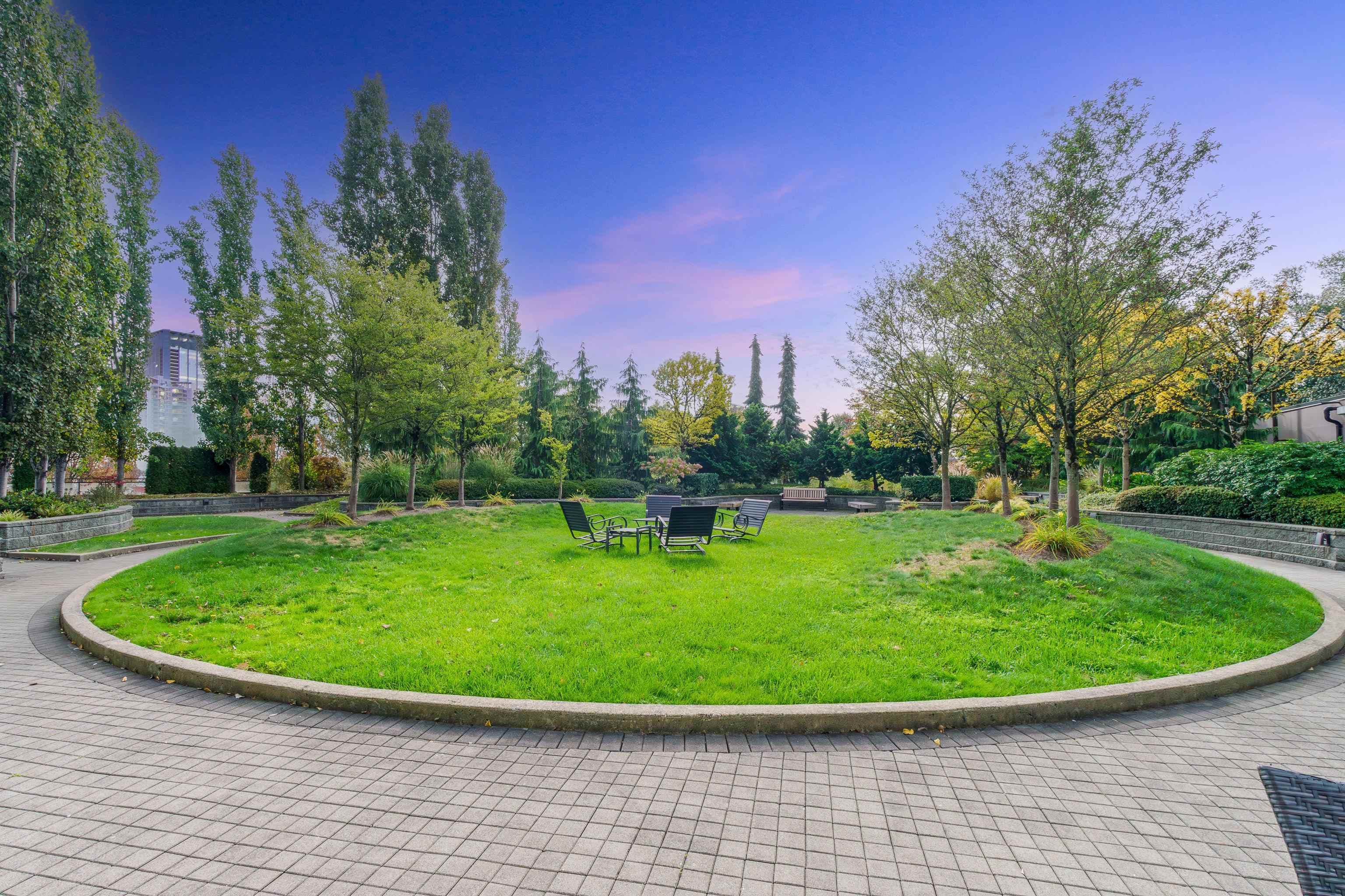 1205 - 2789 Shaughnessy Street, Port Coquitlam, V3C 0C3 — photo 2